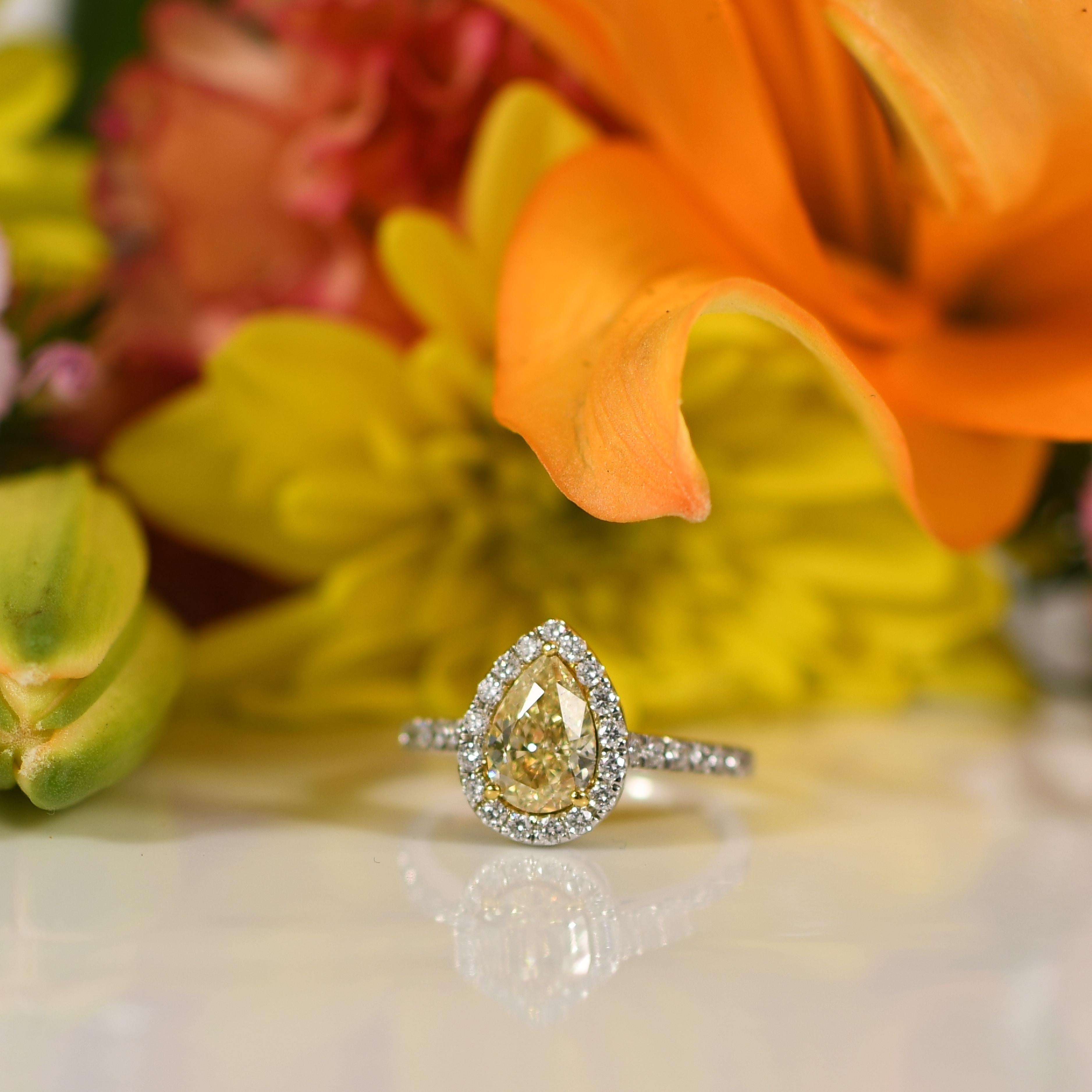 2.09ctw Natural Fancy-Yellow Pear Cut Diamond 14k White Gold Halo Engagement Rin For Sale 2