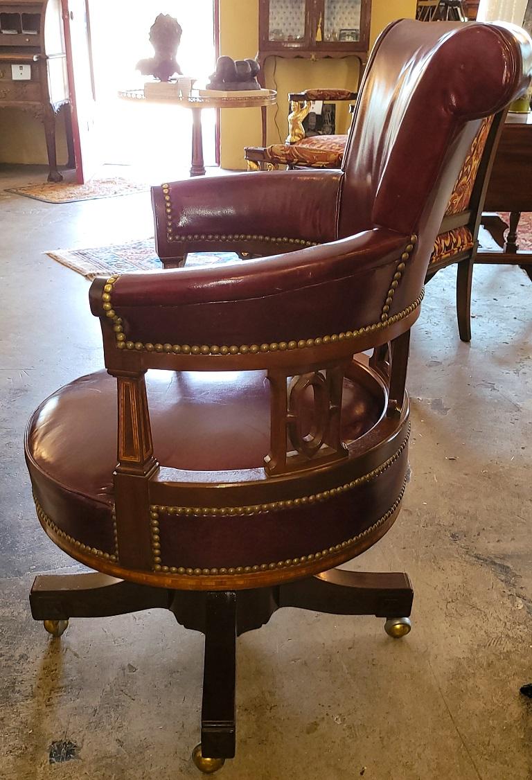 20C Burgundy Executive Swivel Chair For Sale 2