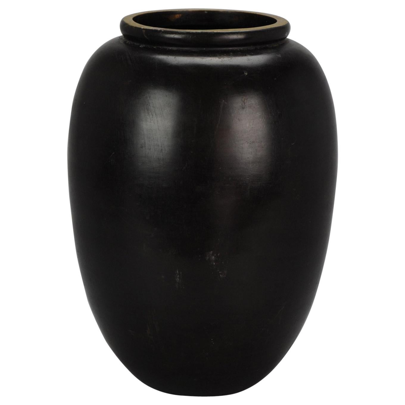 20th Century Japanese Bronze Vase Monochrome Dark Color Heavy 3.7kg For Sale