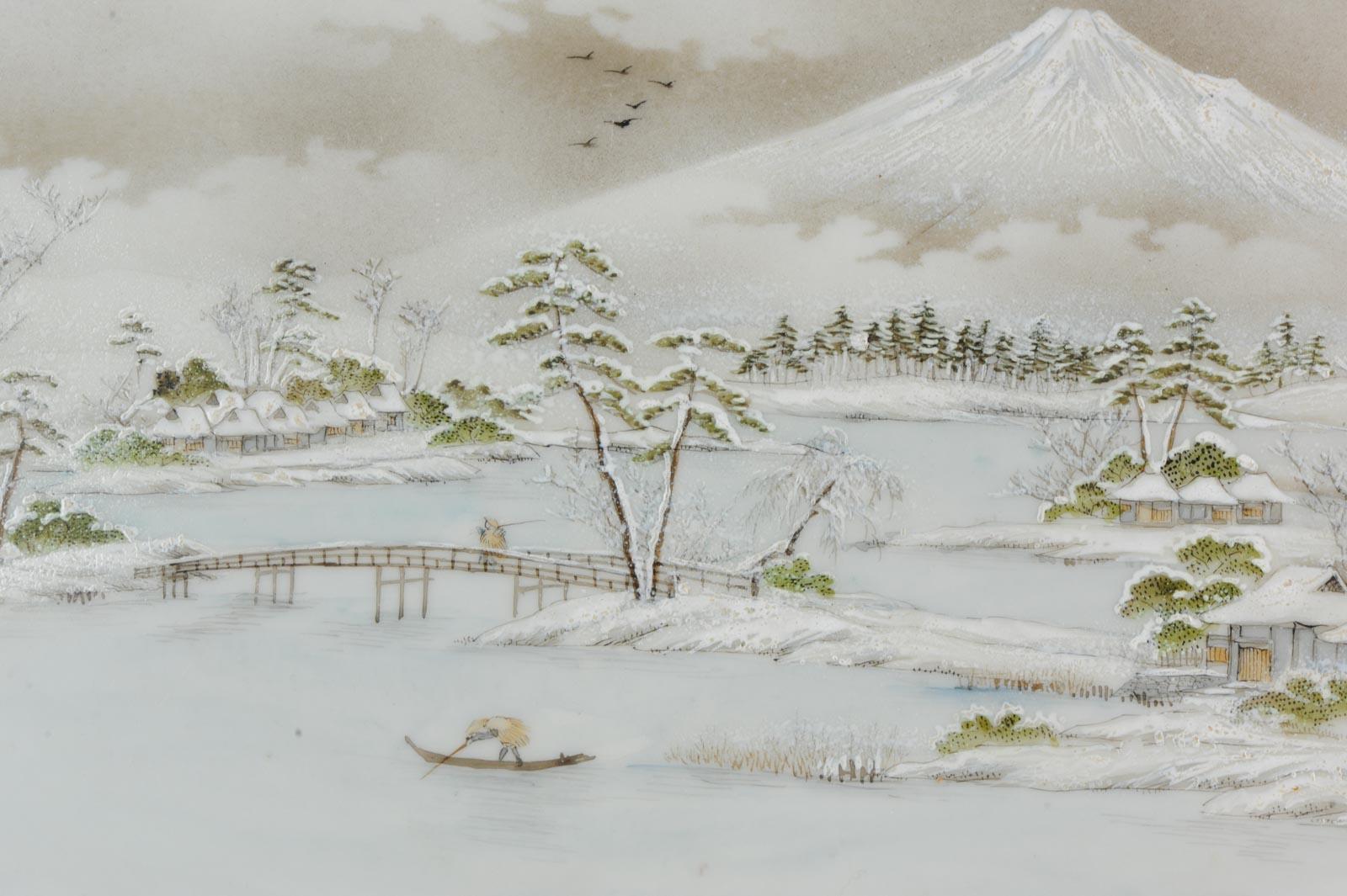Japanisches Porzellan des 20. Jahrhunderts, Meiji Taisho-Plattenteller mit gekennzeichneter Landschaft Fuji im Angebot 2
