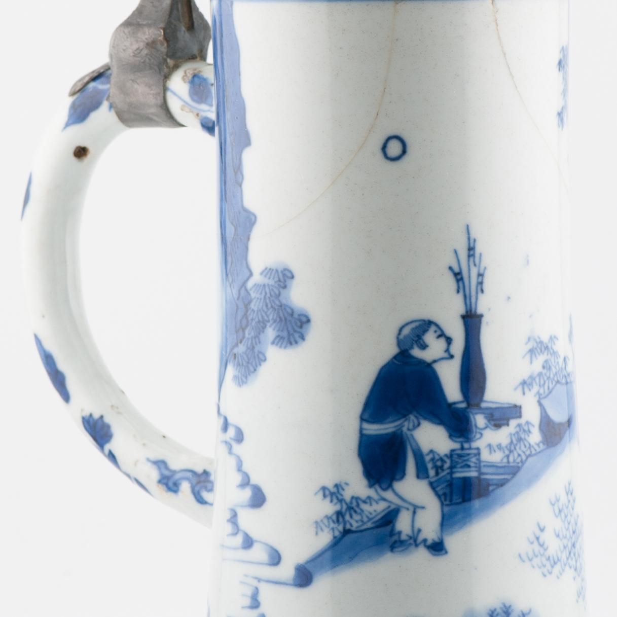 20CM Antique Chinese 17C Chongzhen Transitional Chinese Porcelain Tankard For Sale 12