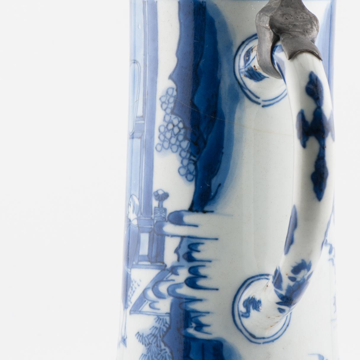 20CM Antique Chinese 17C Chongzhen Transitional Chinese Porcelain Tankard For Sale 2