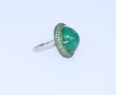 20 Carat Cabochon Emerald Diamonds Ring White 18 Karat Gold, 1970