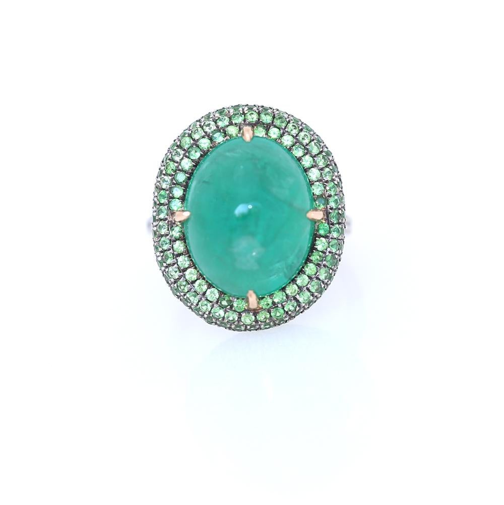 20 Carat Cabochon Emerald Diamonds Ring White 18 Karat Gold, 1970 2