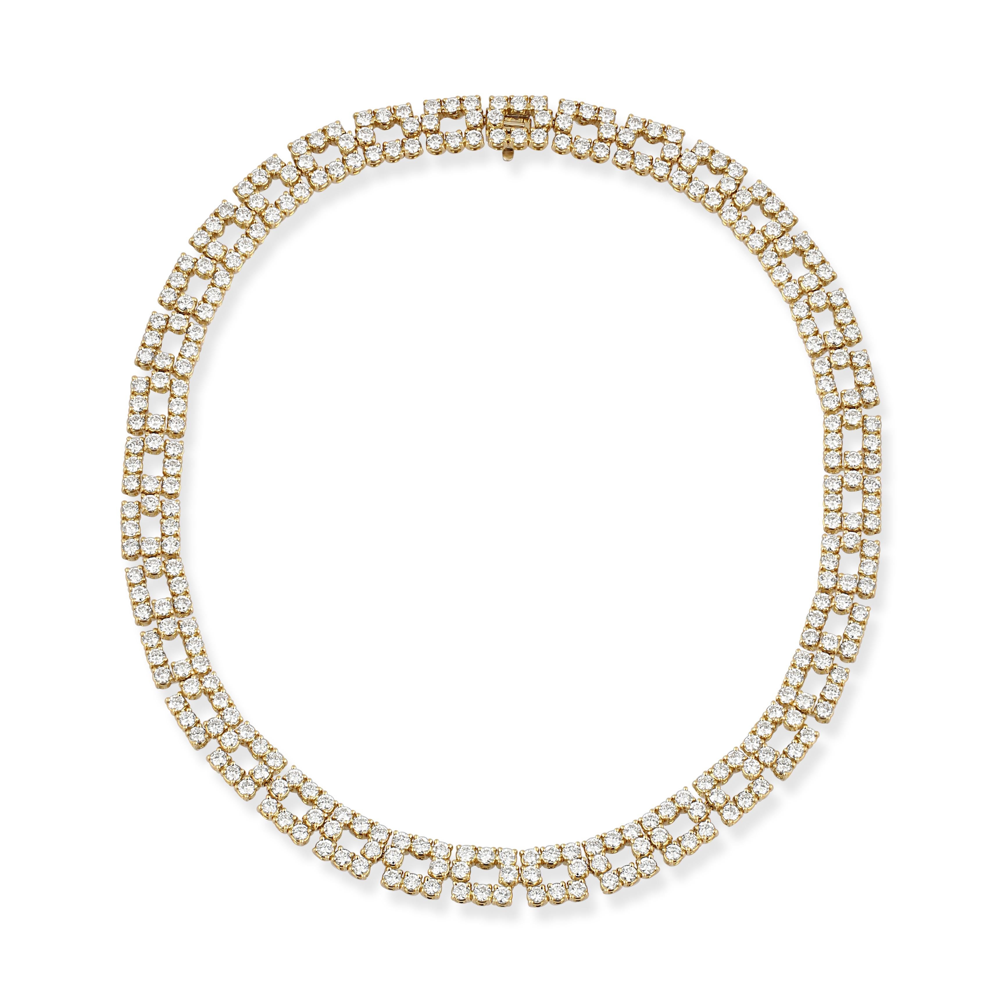 Round Cut 20ct Diamond Necklace in 18k Yellow Gold For Sale