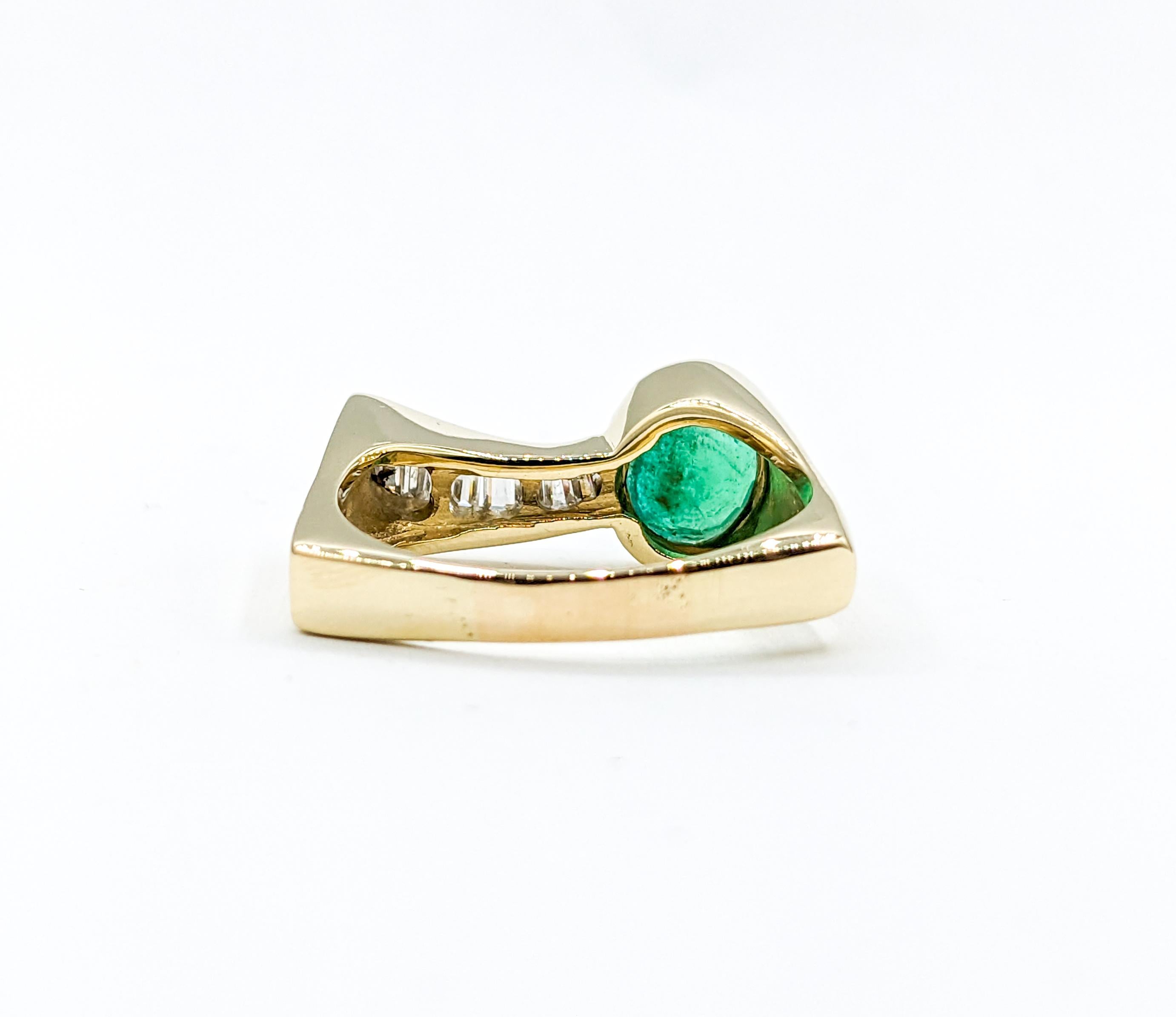 2.0ct Emerald & Baguette Diamond Statement Ring in 14K Gold For Sale 2