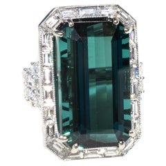 20 Karat Kaschmir Indicolit Turmalin & Diamant 18K Ring