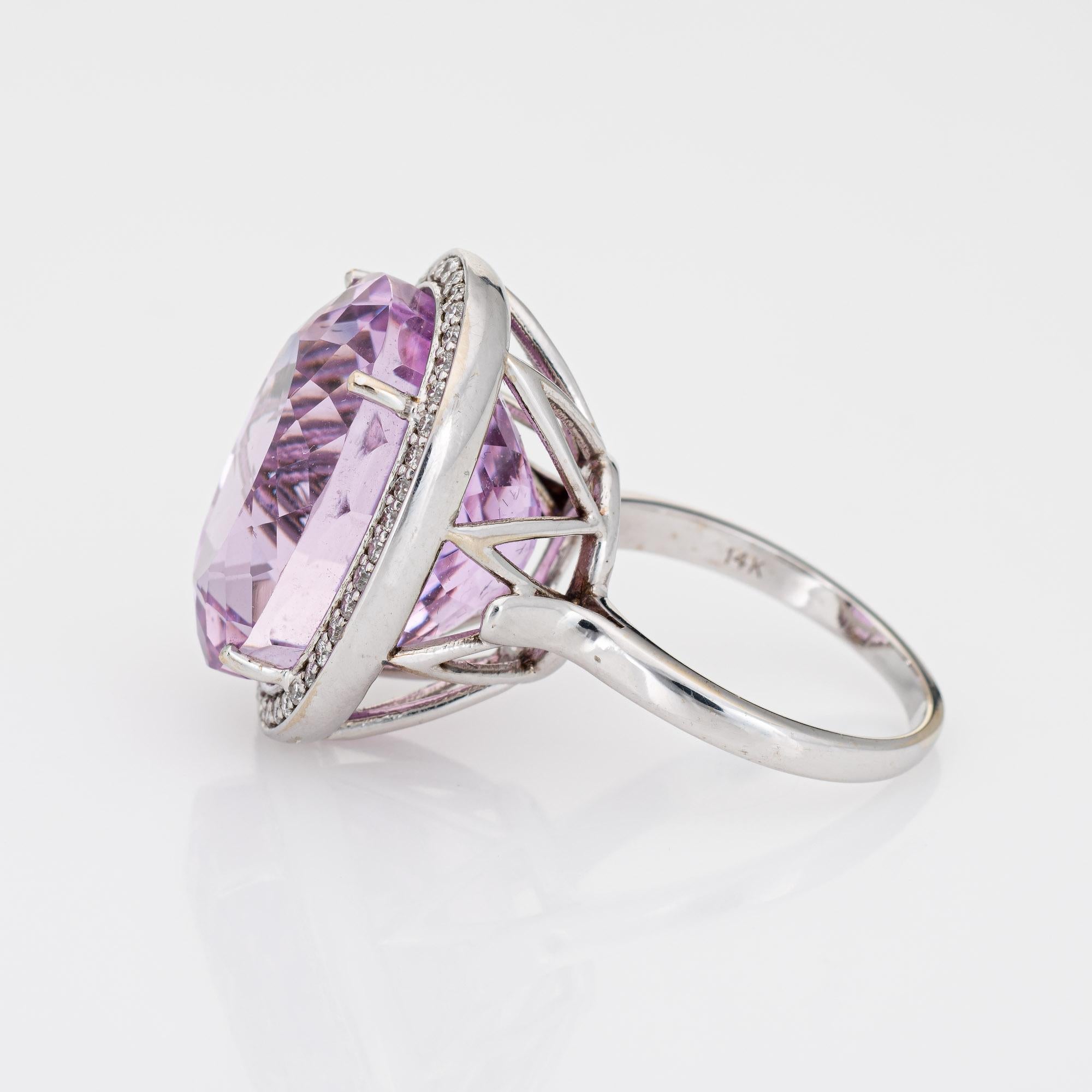 Taille ovale Bague en kunzite de 20 carats et diamant de succession en or blanc 14 carats Grand bijou de cocktail ovale 6,25 en vente