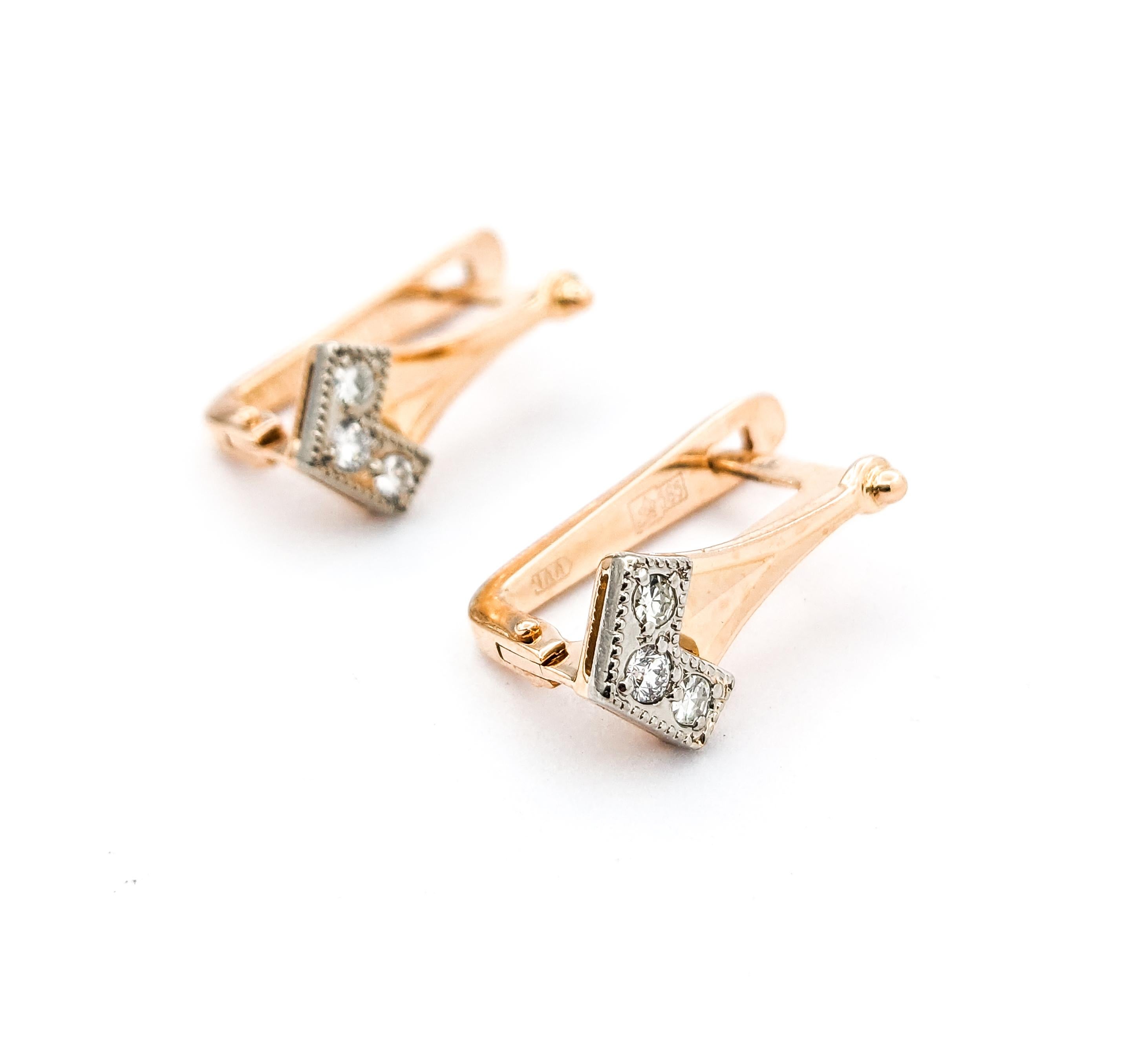 Boucles d'oreilles à levier en or rose avec un diamant de 0,20ctw Pour femmes en vente