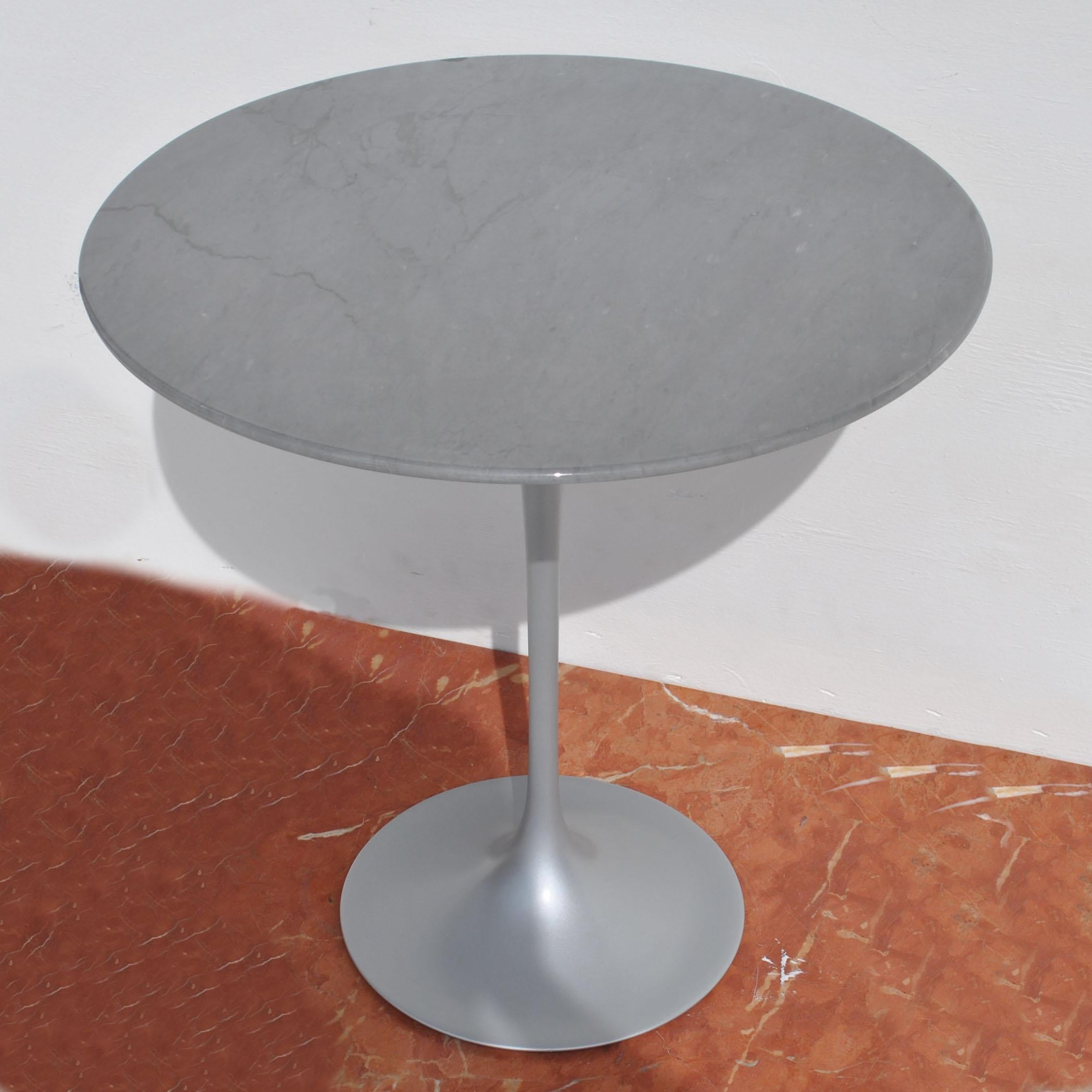 Knoll Saarinen Grey Marble Tulip Table 1
