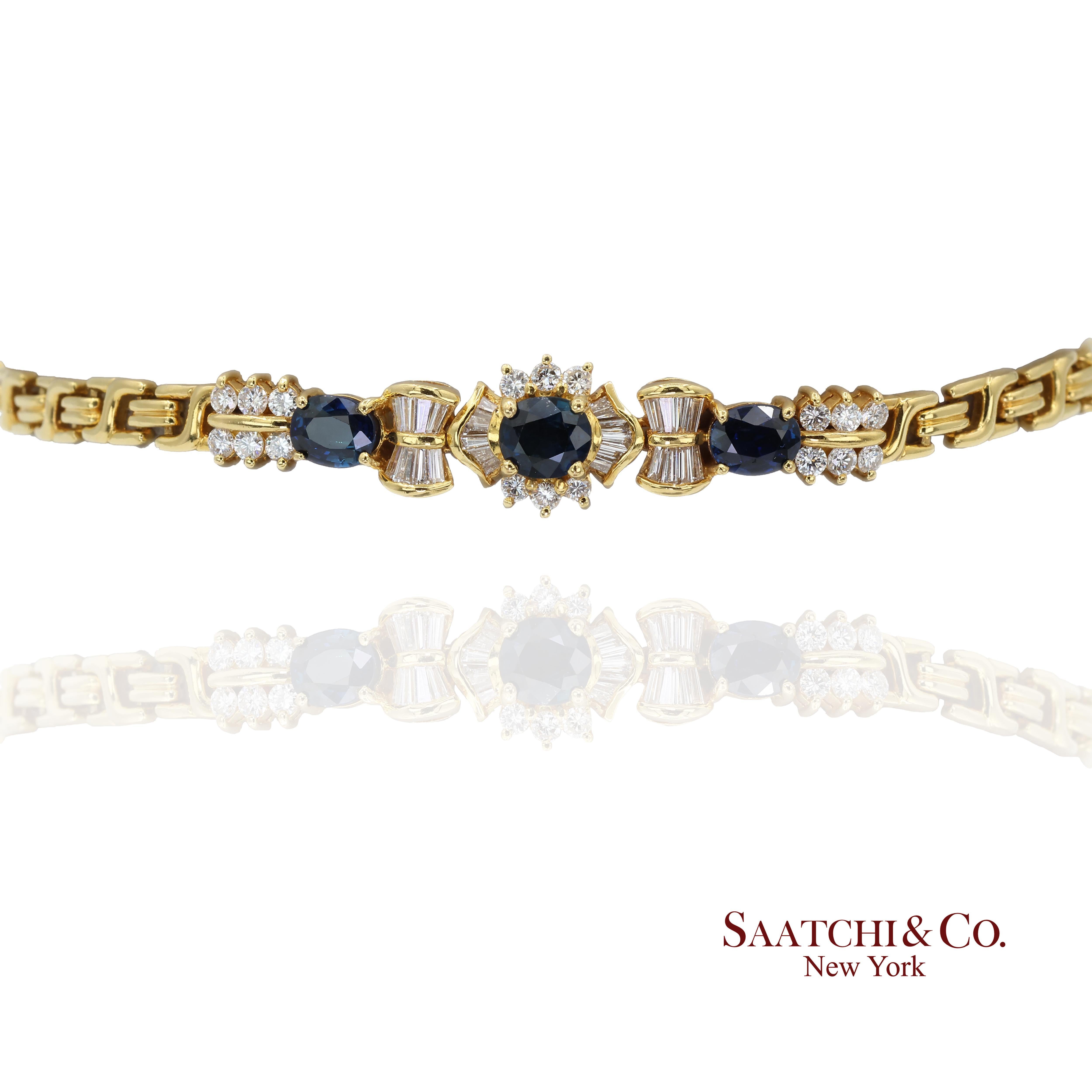 Bracciale con zaffiri e diamanti Nature
 

Tipo di metallo: Oro giallo 20K
Peso totale dell'articolo: 13,81 grammi
Lunghezza: 6 pollici
 1:
Peso del diamante naturale: 2,10 carati.
Grado di purezza del diamante: VVS-VS Qualità superiore
Grado di