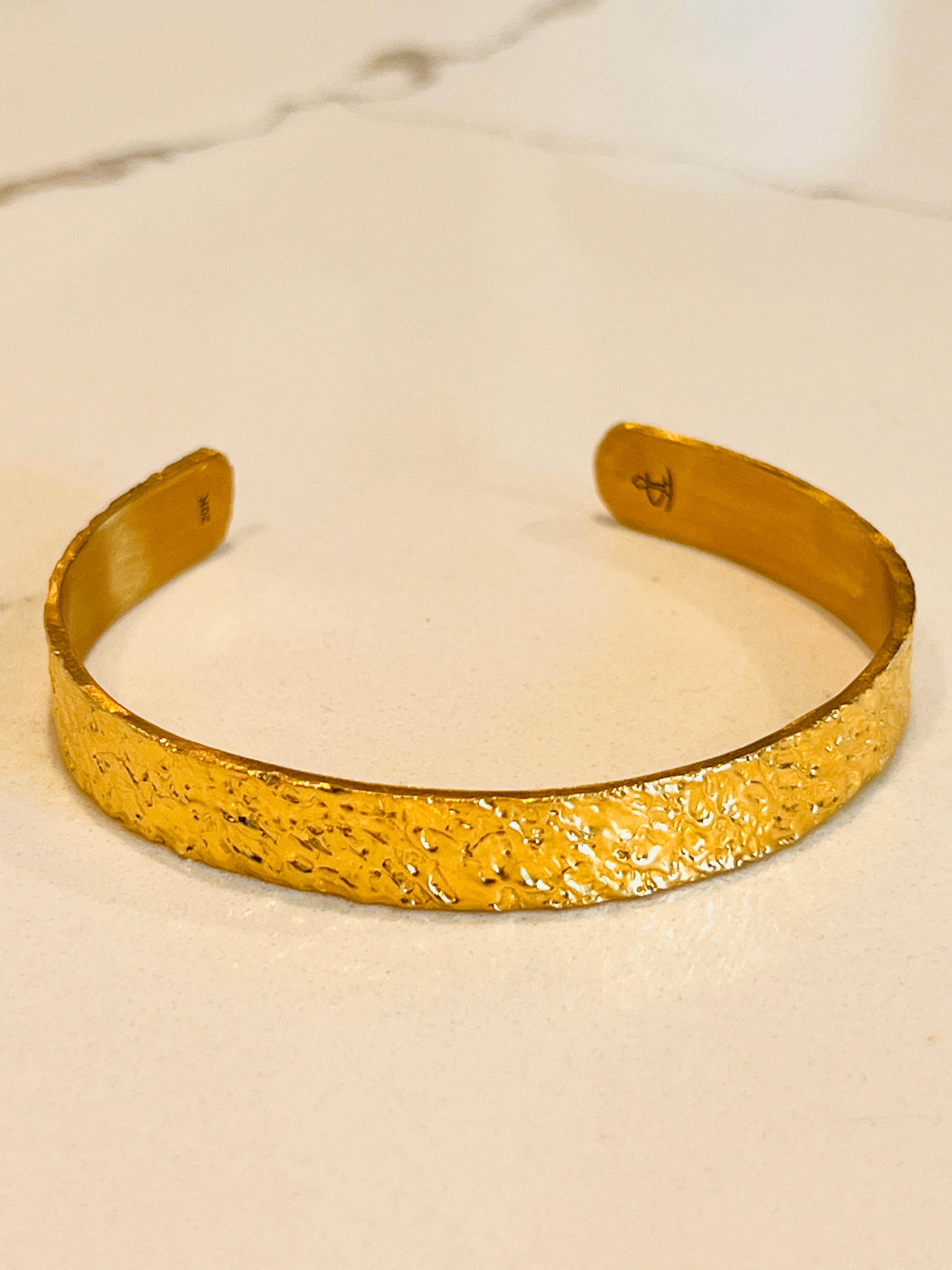 20k Gold Customized Engraved Cuff, by Tagili For Sale 2