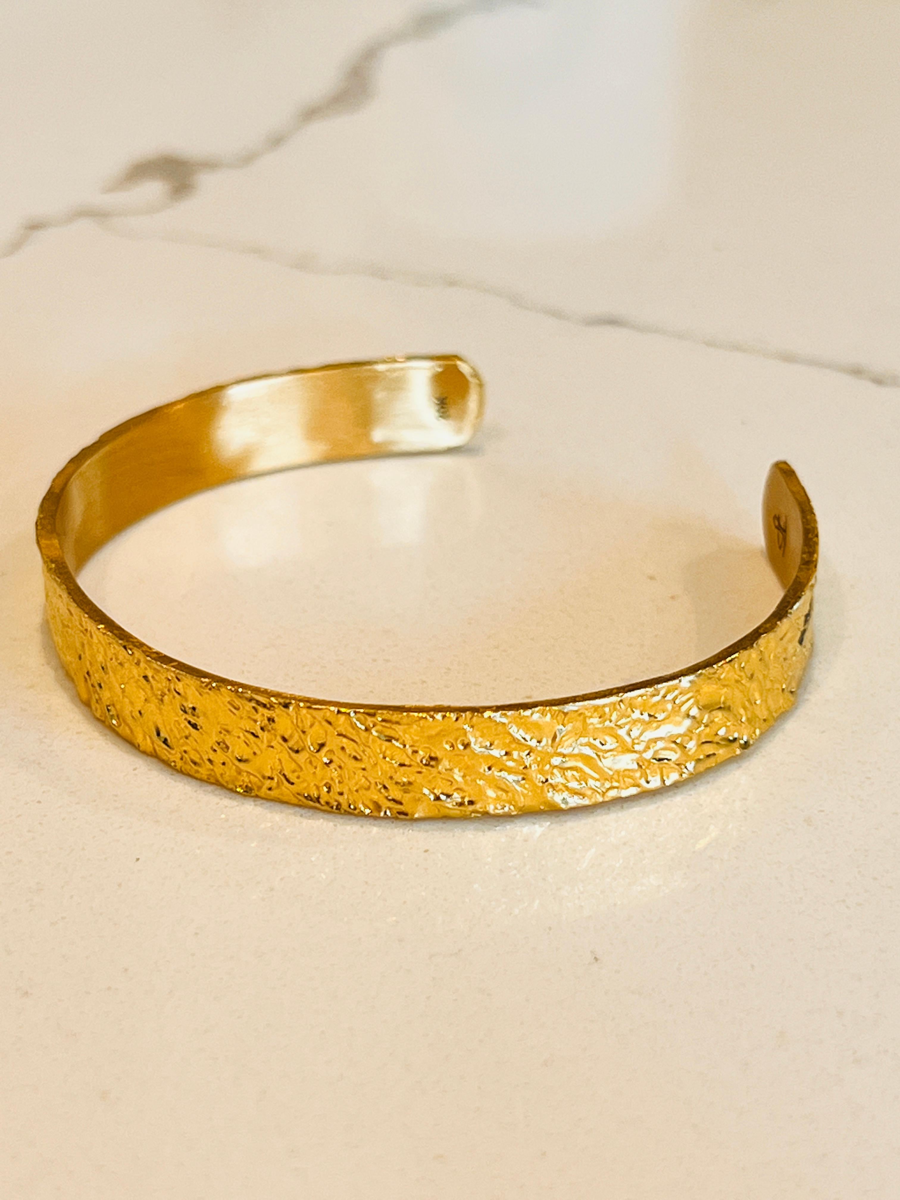 20k Gold Customized Engraved Cuff, by Tagili In New Condition For Sale In New York, NY