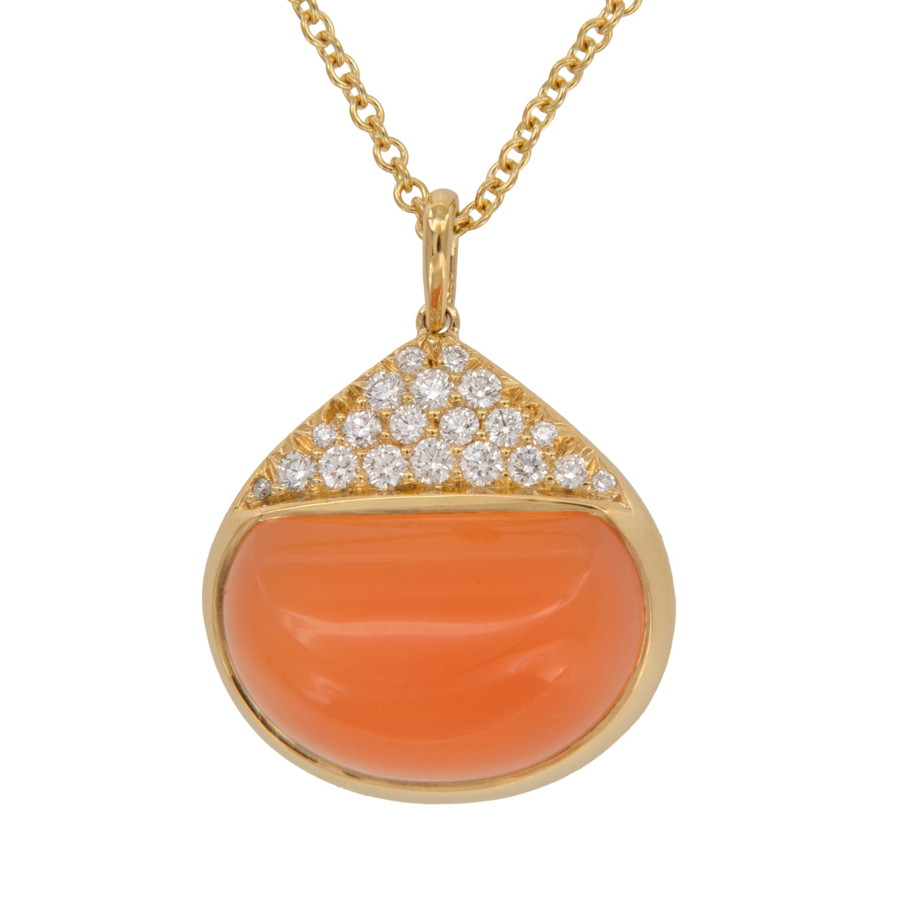 Collana Mercer di Michael Bondanza. Le sue collezioni sono un tributo al mondo dell'arte e al design che ispira la città di New York dal 1976. Tutti i gioielli sono realizzati con cura dall'inizio alla fine, utilizzando materiali di provenienza