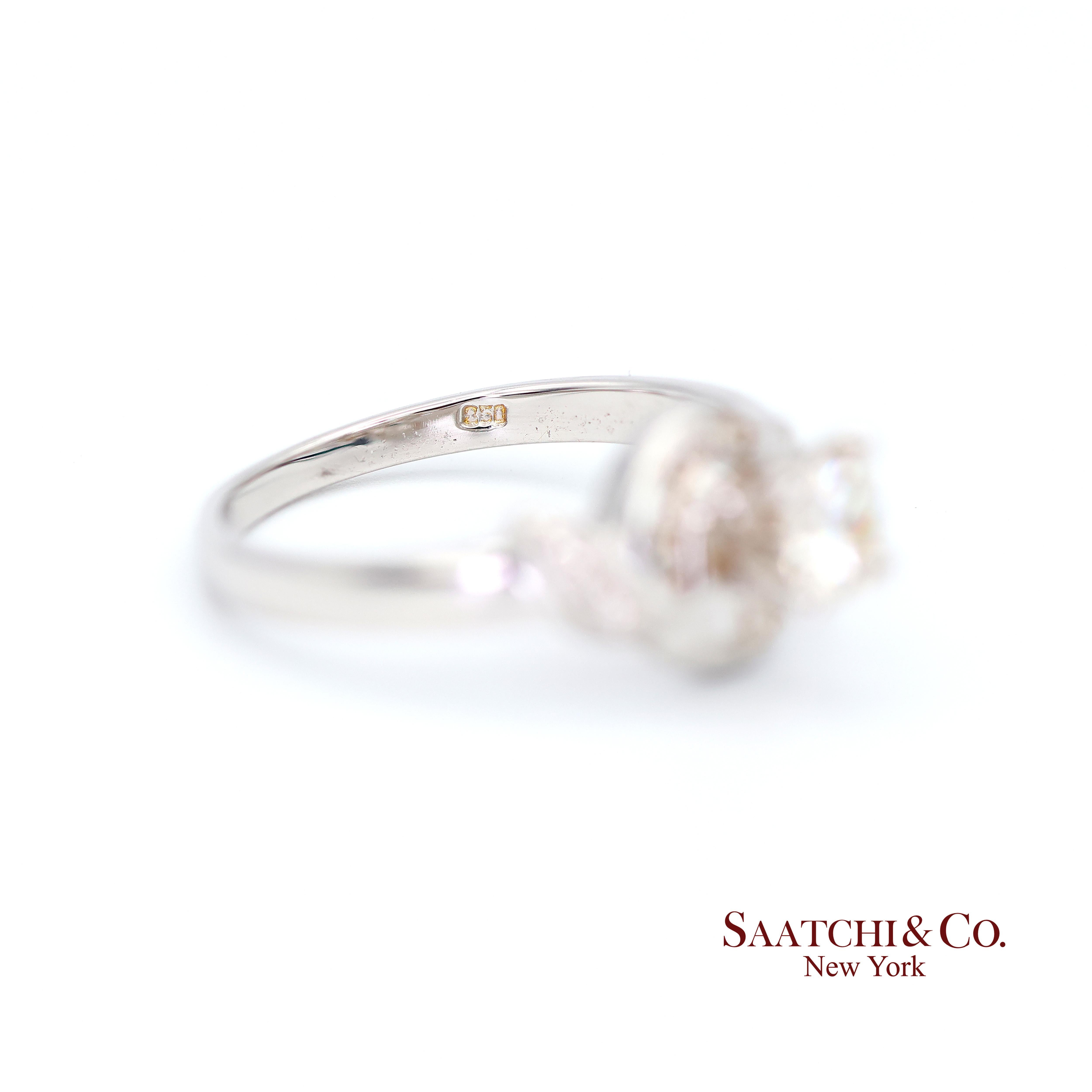 20K Nuevo  Anillo de Diamantes Solitario Blanco Natural Talla 6.5 en Nuevo estado para la venta en New York, NY