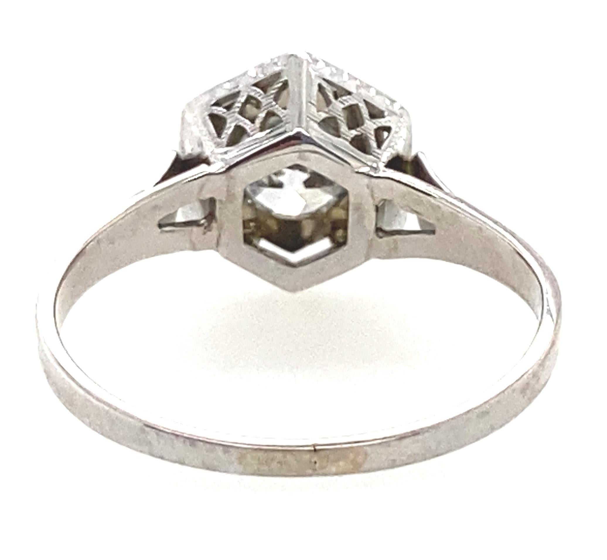 20k White Gold Old European Cut Diamond Art Deco Ring In Good Condition For Sale In Towson, MD