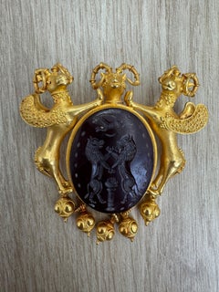 20K Yellow Gold Carved Carnelian and Ram Motif Brooch with Granulated Drops