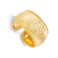 20-karätiges Gelbgold- und Diamant-Mandala-Armreif von Buddha Mama