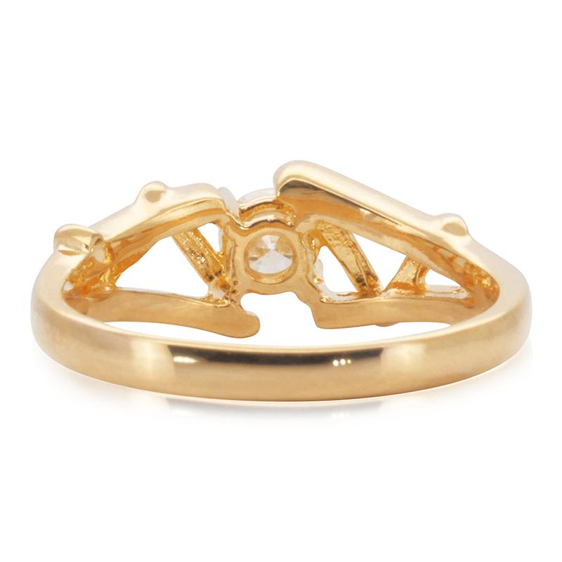 Bague moderne nœud en or jaune 20 carats avec diamants naturels de 0,15 carat au total Pour femmes en vente