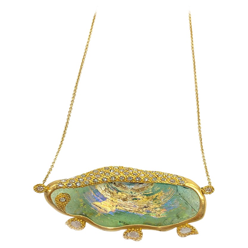 Collana in oro giallo 20K con vetro antico da 57,45 carati e diamanti taglio rosa