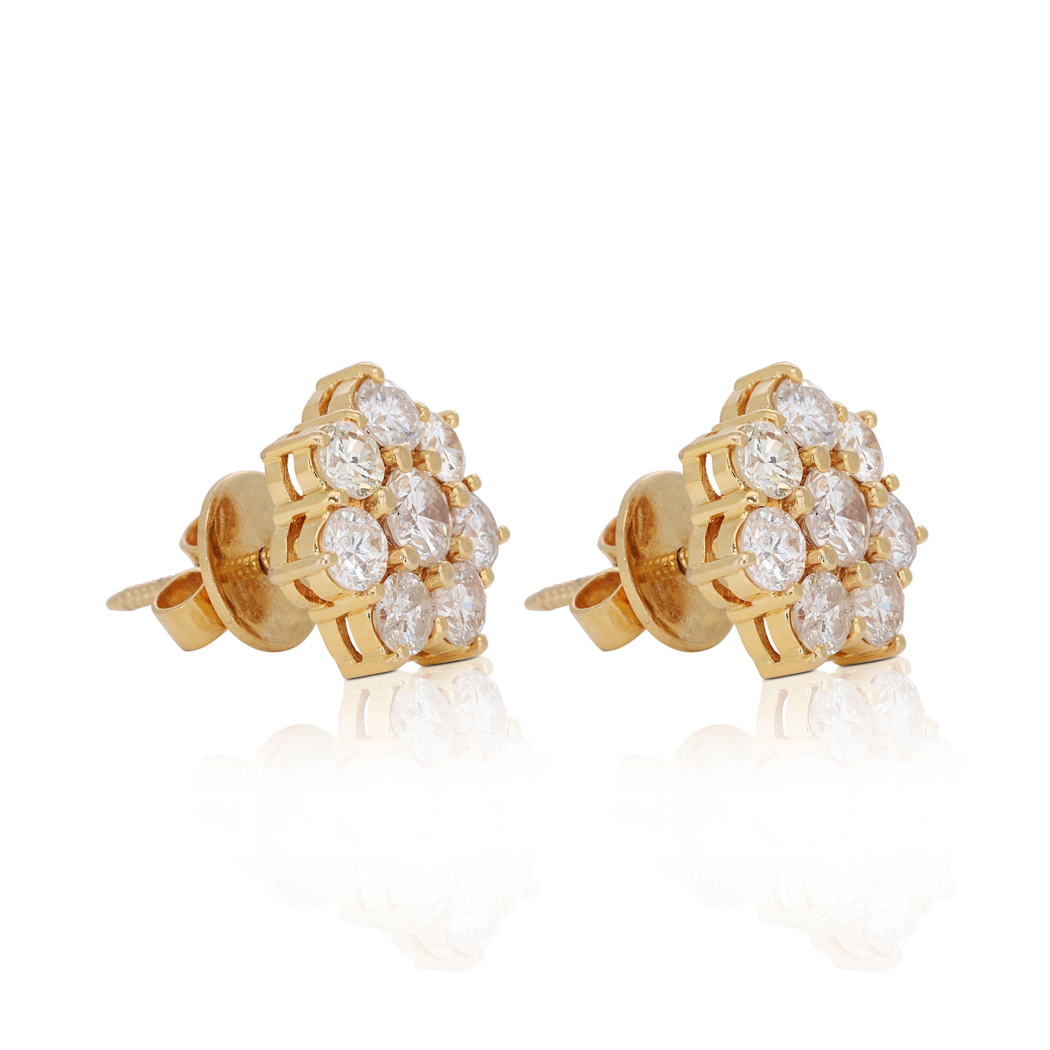 Women's 20k Yellow Gold Stud Cluster Earrings 2.22 total carat weight Natural Diamonds For Sale