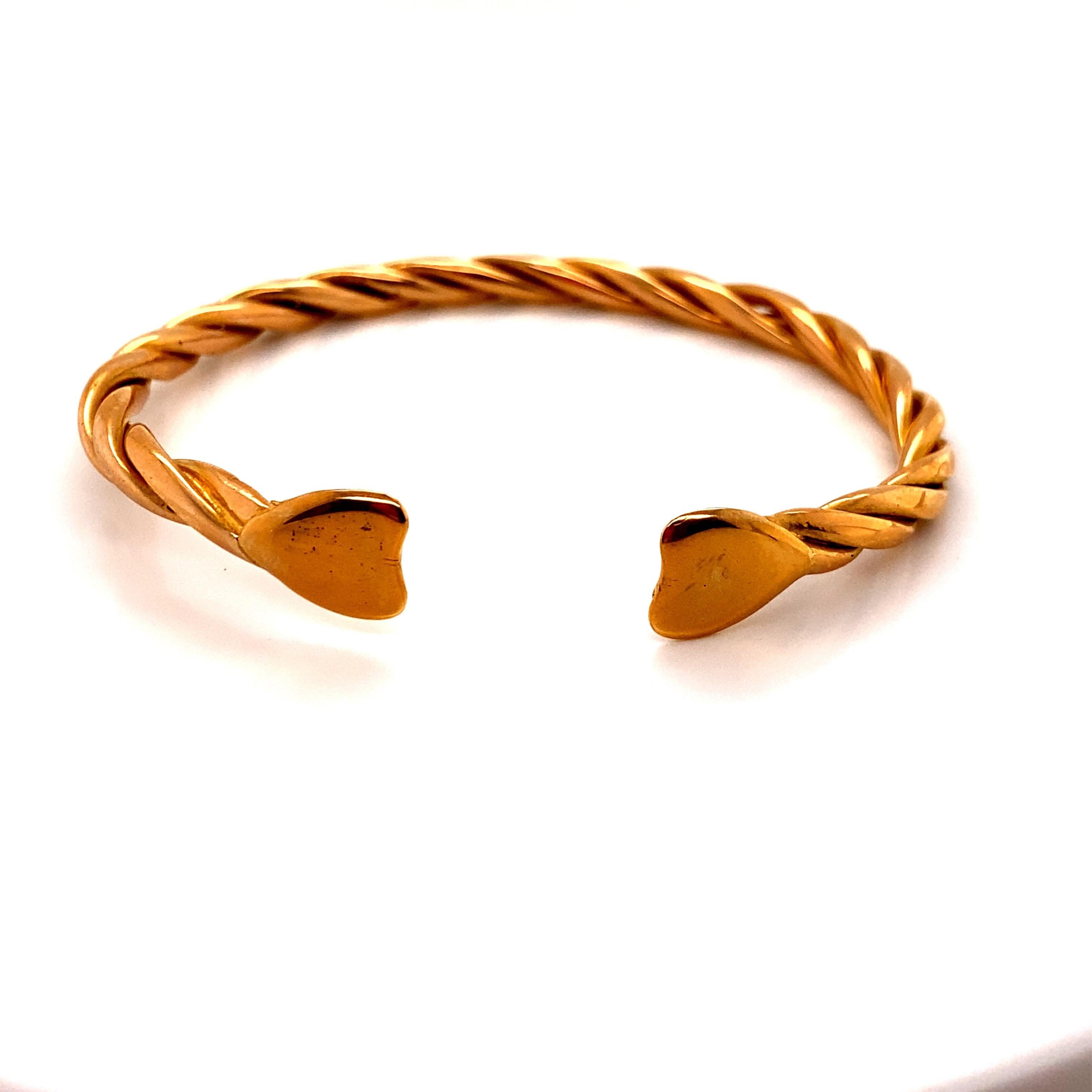 20K Yellow Gold Twist Cable Cuff Bangle Bracelet In Good Condition For Sale In Boston, MA