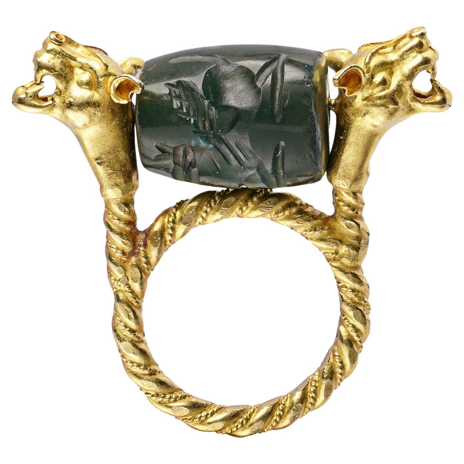 20kt Yellow Gold Carved Jade Spinner Ring