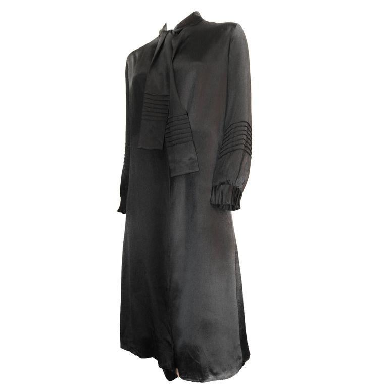 20s Black Silk Coat Dress In Good Condition For Sale In San Francisco, CA