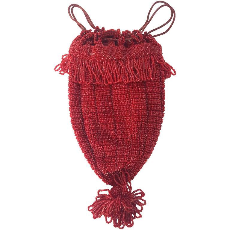 Women's 20s Red Beaded Drawstring Handbag For Sale
