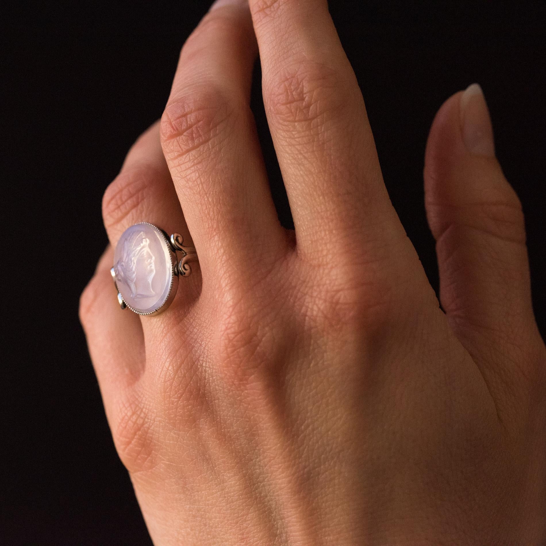 Romantic 20th Antique Moonstone Cameo White Gold Ring