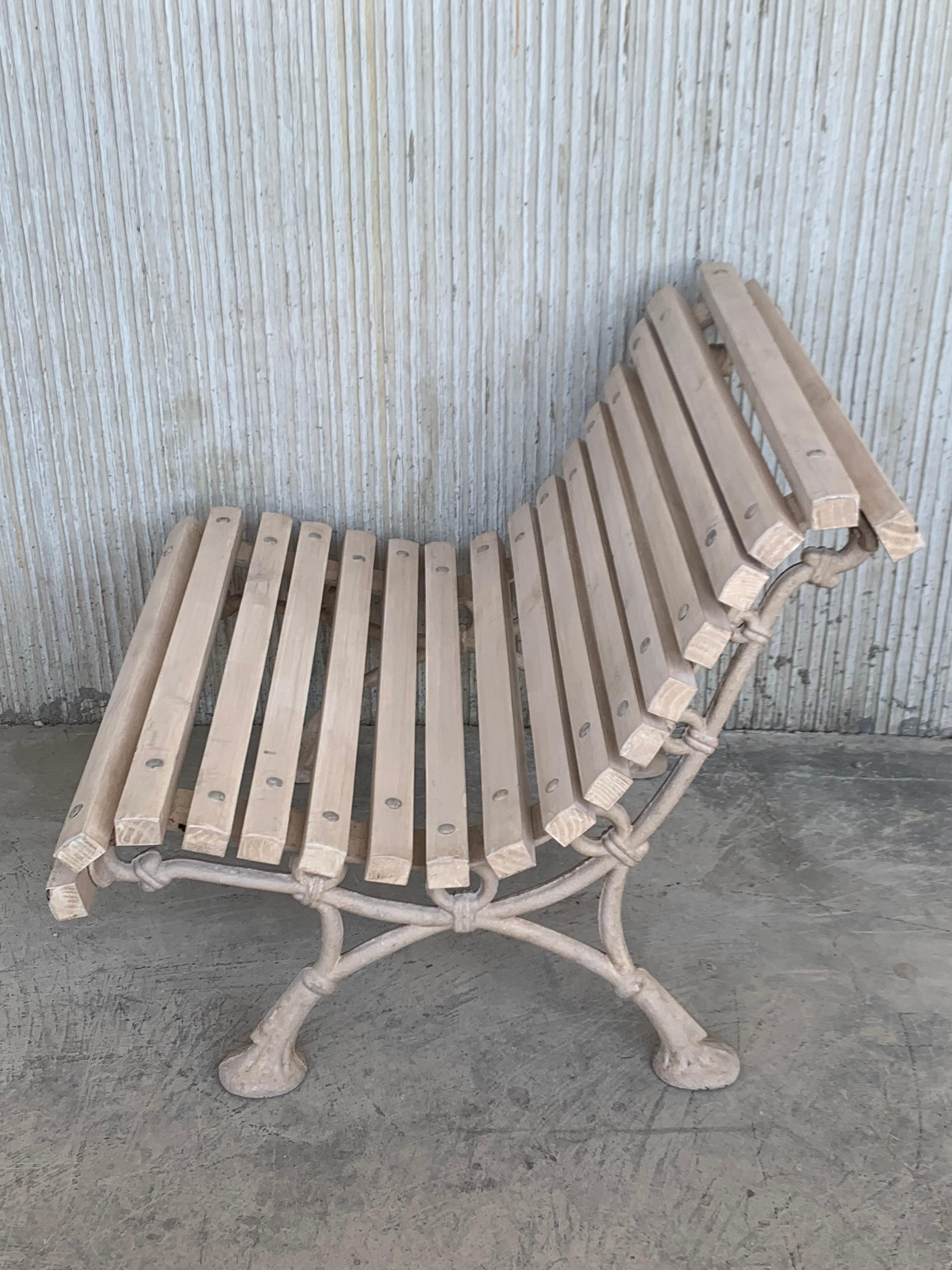 20th Century Antique White Garden Bench with Wood Slabs and Cast Iron Legs In Good Condition In Miami, FL