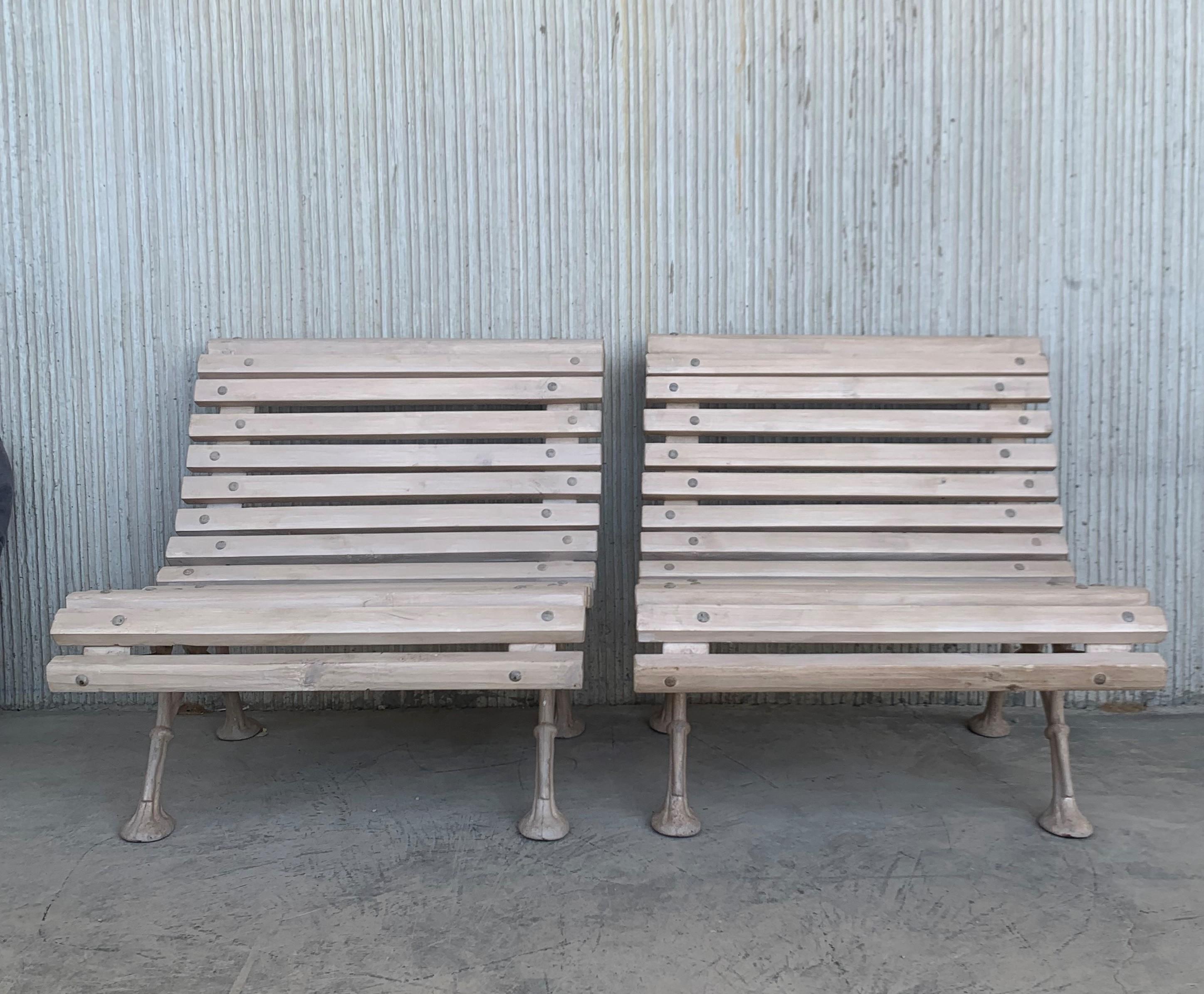 20th Century Antique White Garden Bench with Wood Slabs and Cast Iron Legs 4