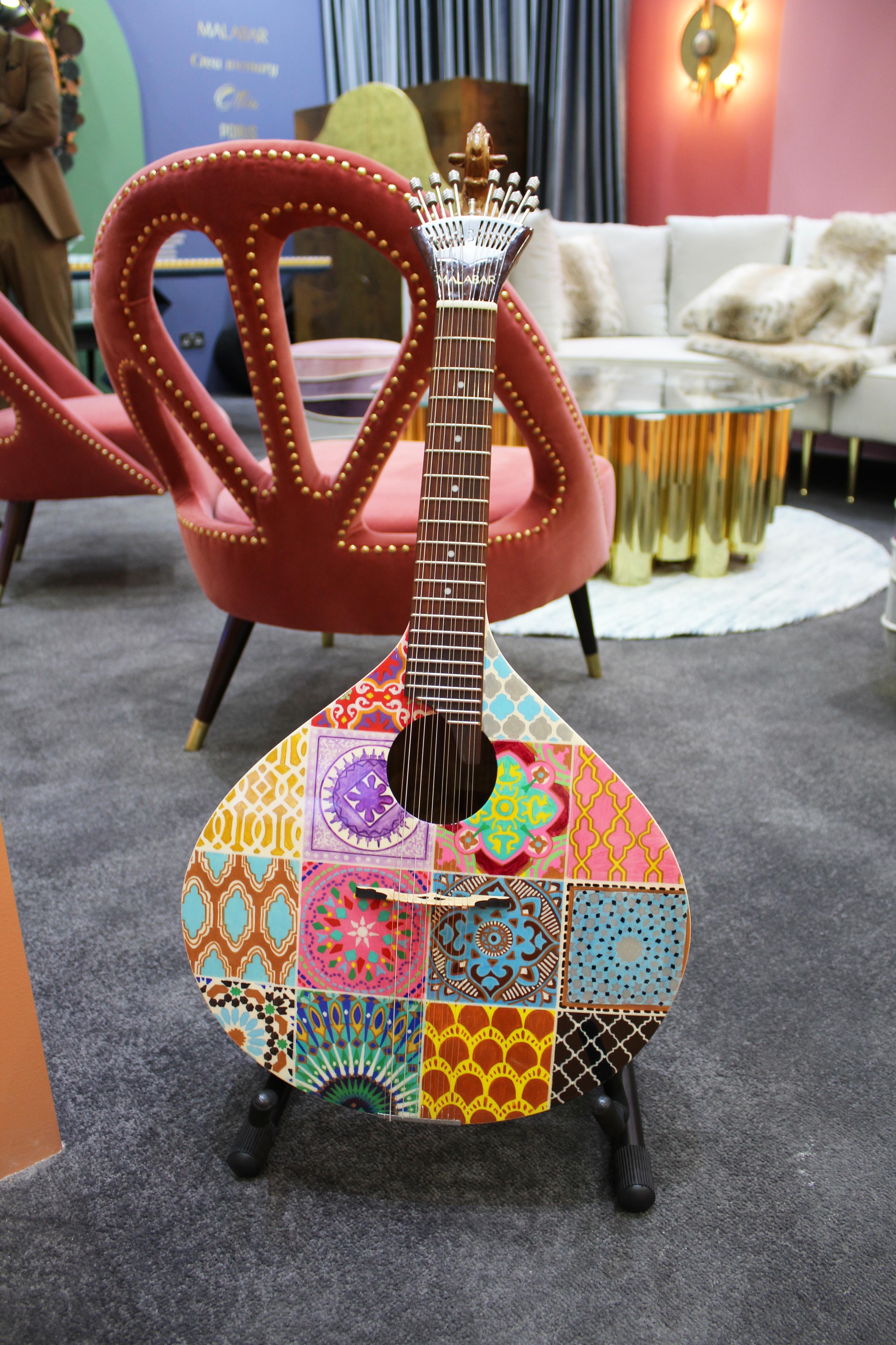 Guitare Azulejo III du 20e siècle, peinte à la main et fabriquée au Portugal par Malabar en vente 1