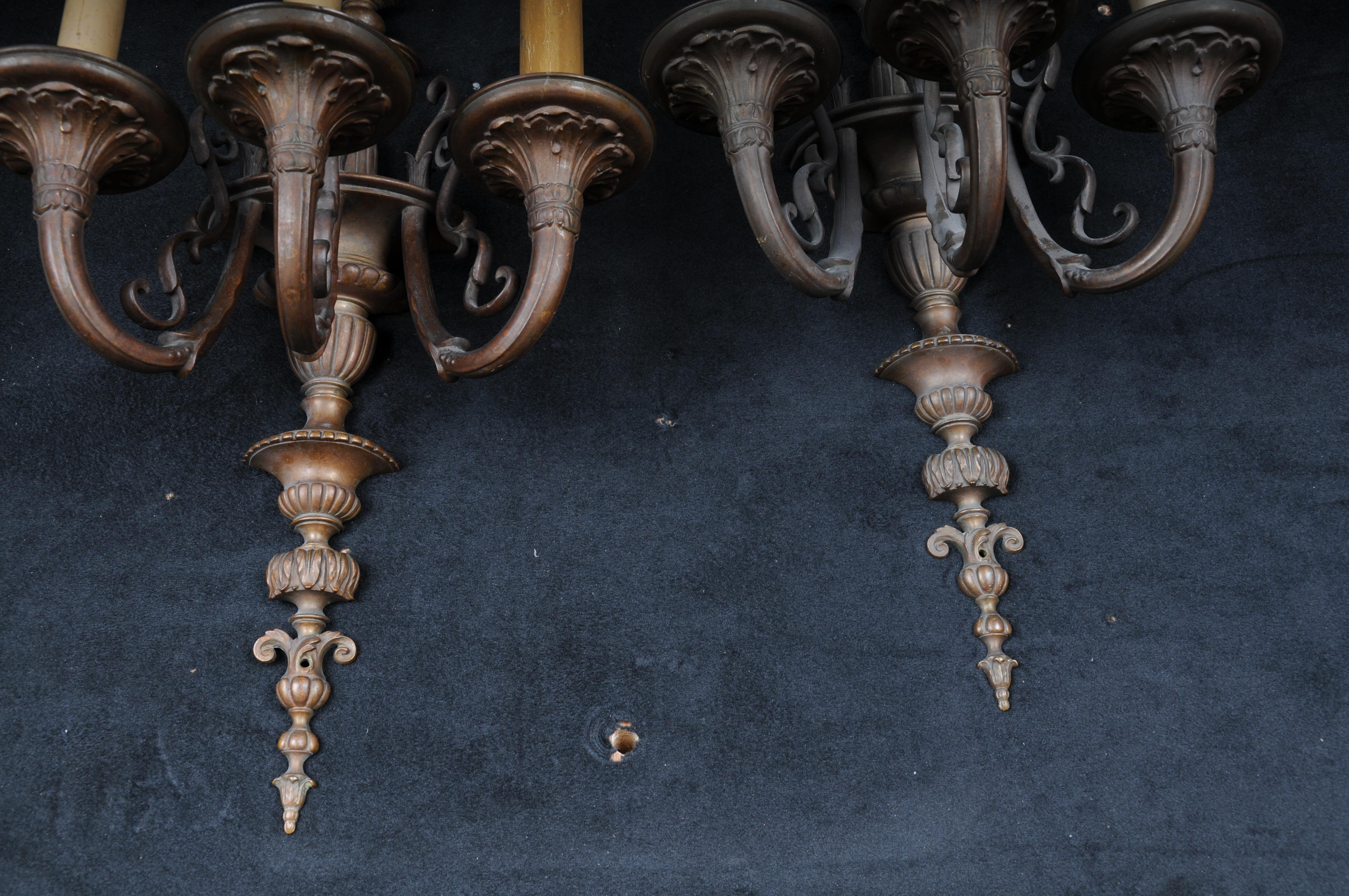 20th Beautiful Bronze Wall Lamp/Sconces in Louis XVI For Sale 6