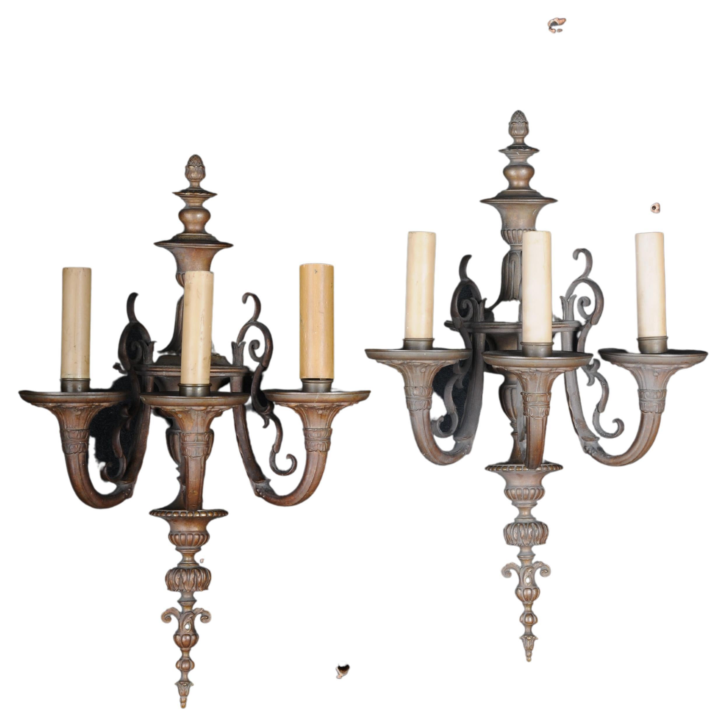 20th Beautiful Bronze Wall Lamp/Sconces in Louis XVI