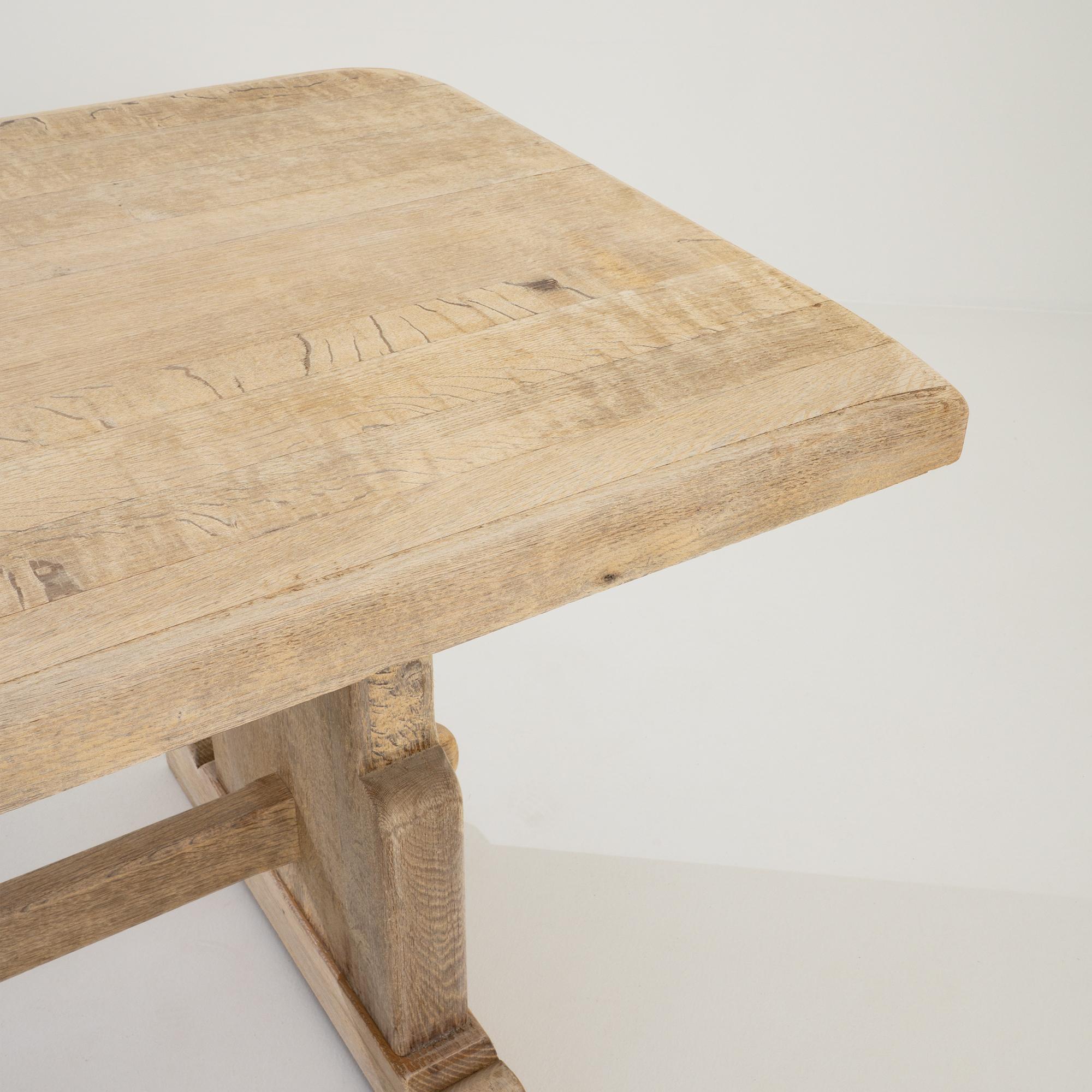 Chêne Table de salle à manger en Oak Oak belge du 20e siècle