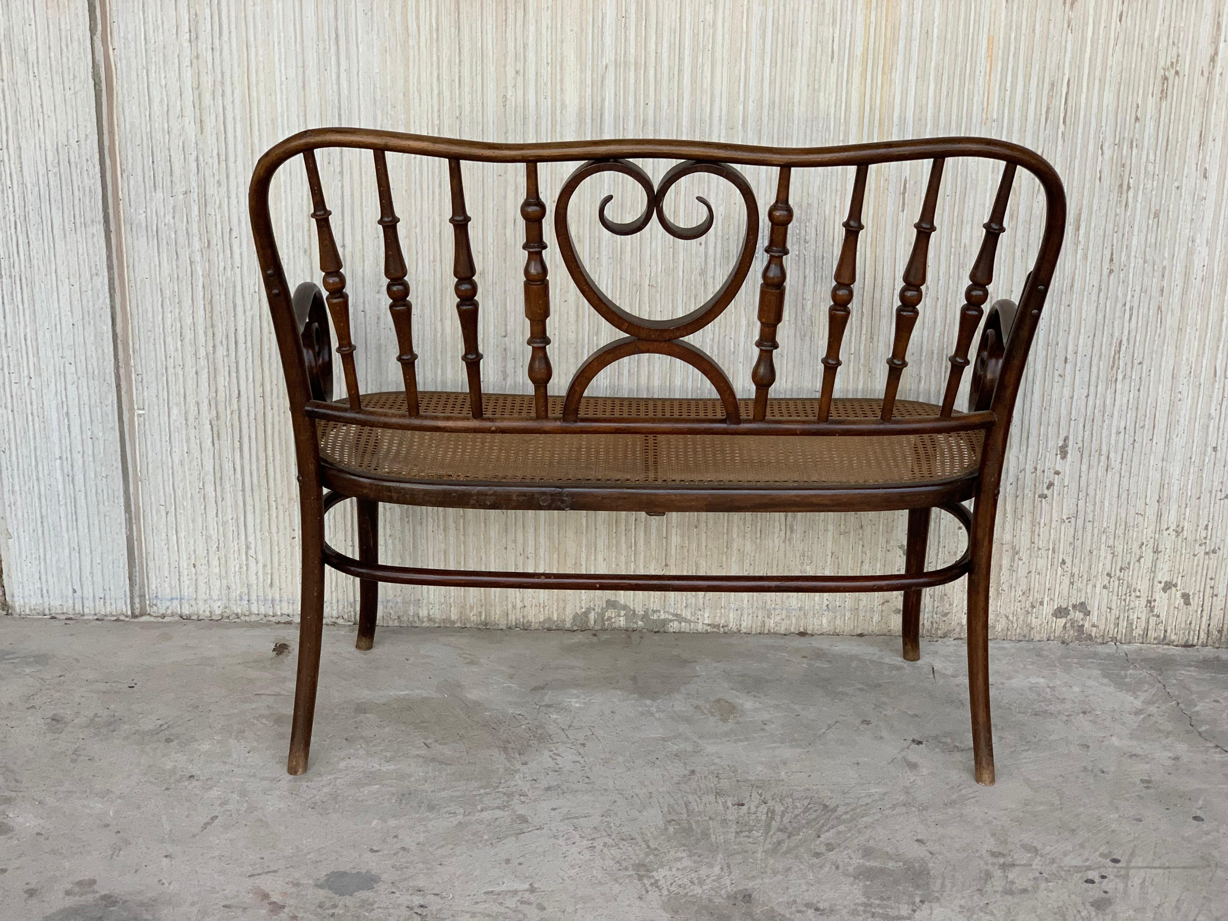 Spanish 20th Century Bentwood Sofa in the Thonet Style, circa 1925, Caned Seat For Sale