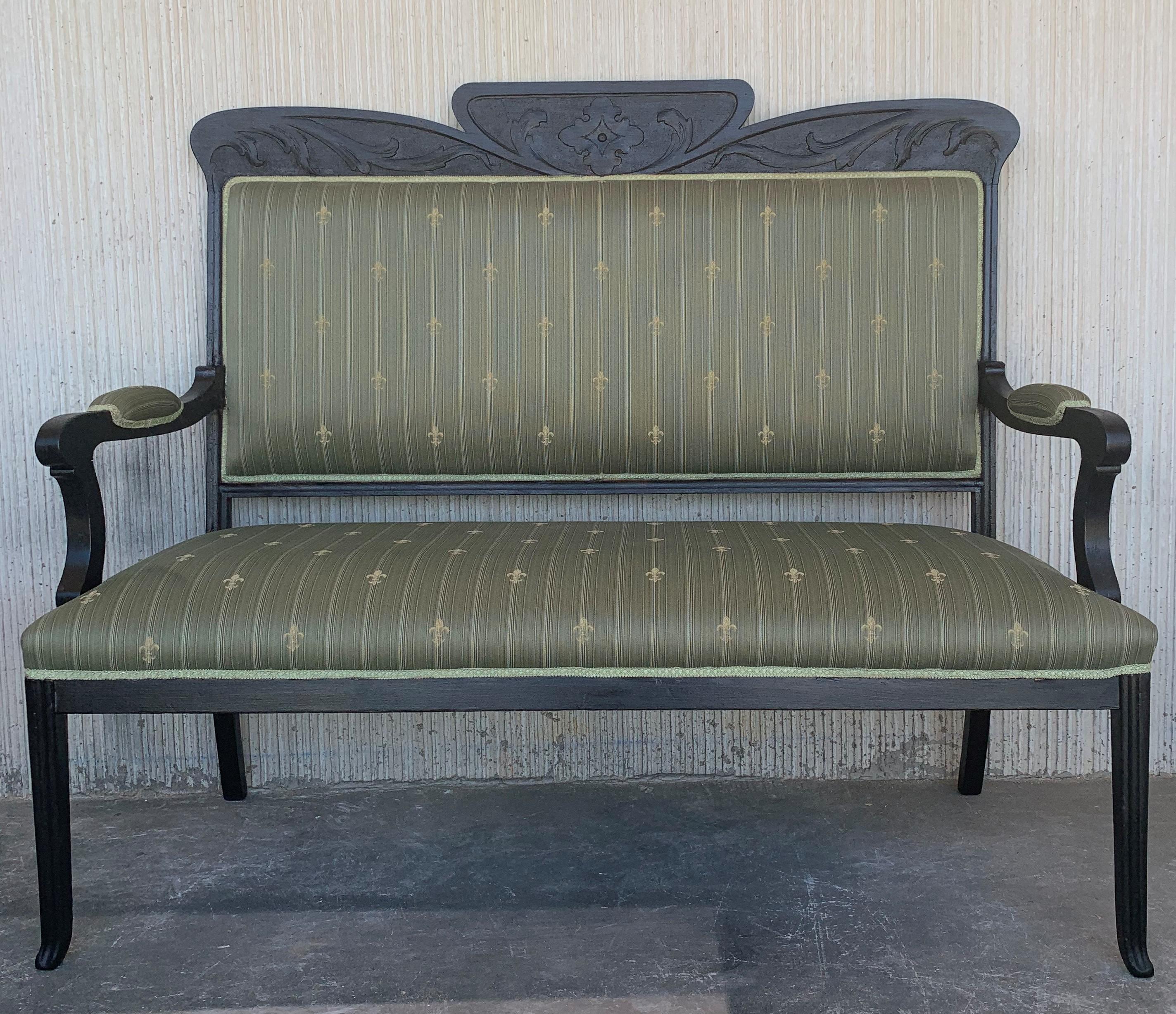 Schwarzes französisches Sofa und zwei Sessel im Louis-Seize-Stil des 20. Jahrhunderts (Louis Philippe) im Angebot