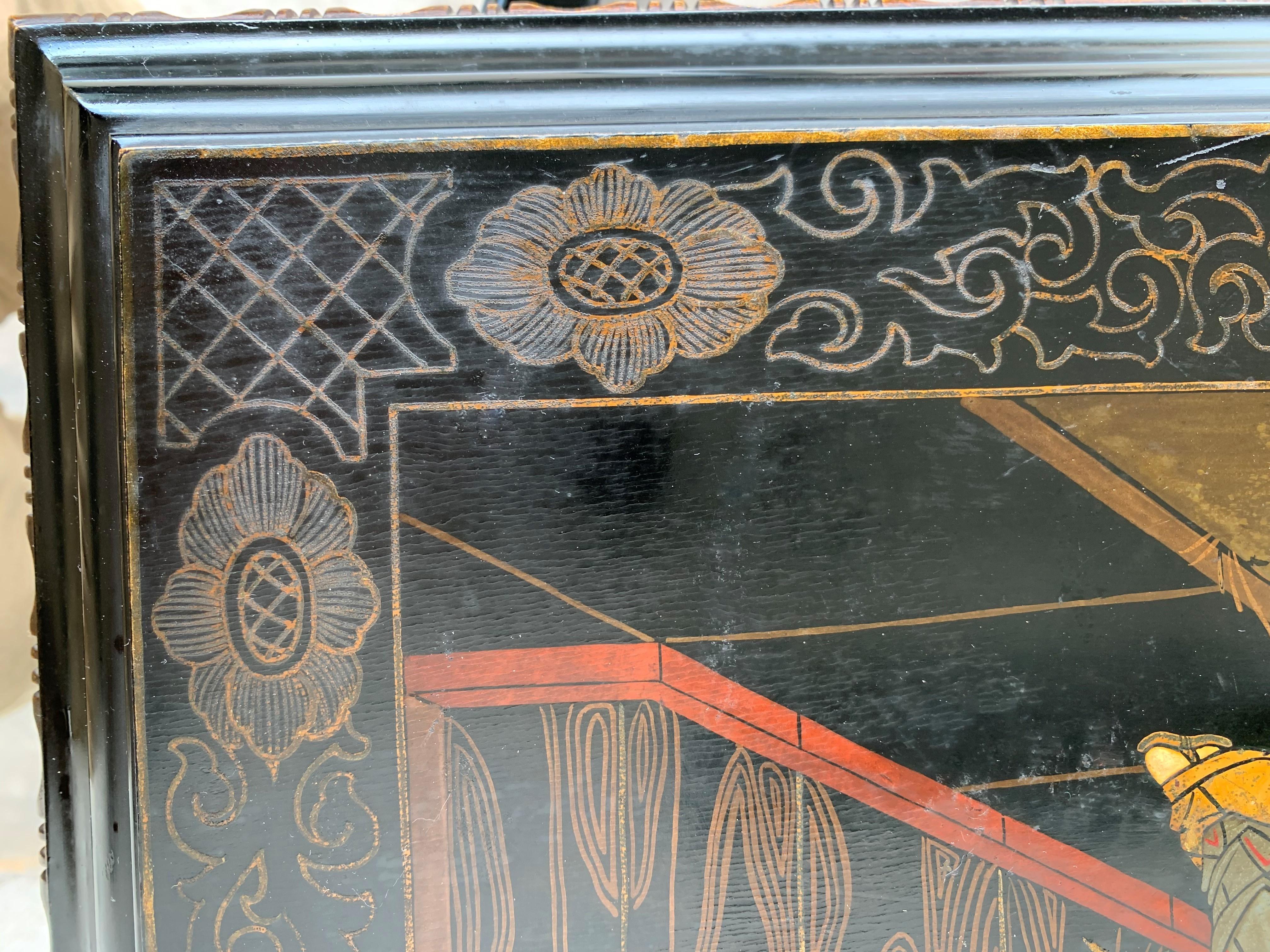 Table d'autel ou enfilade ouvert en laque noire et peint à la main avec miroir en vente 7