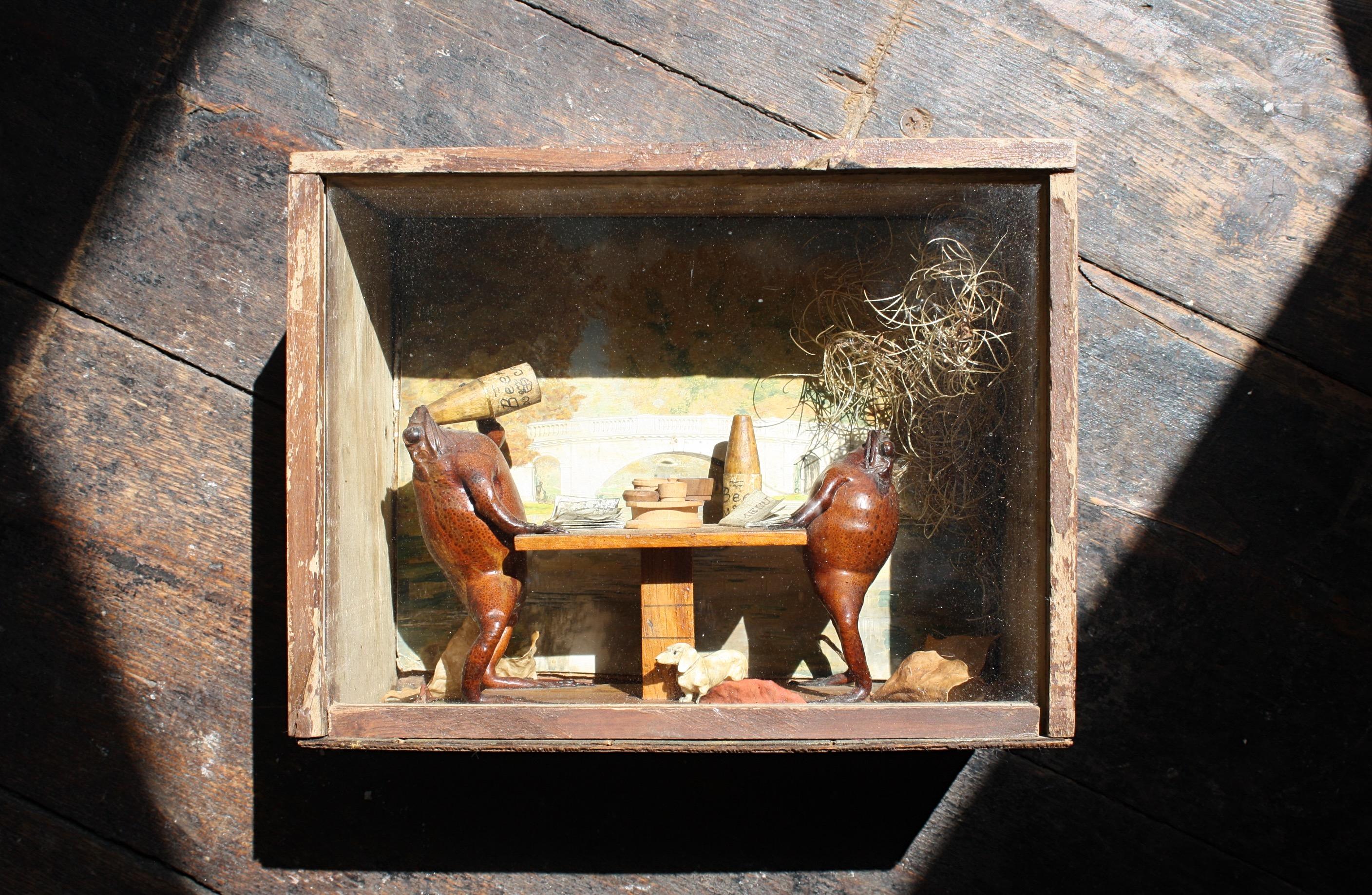 20th C Anthropomorphic Taxidermy Drinking Toads Curio Manner of Walter Potte For Sale 3