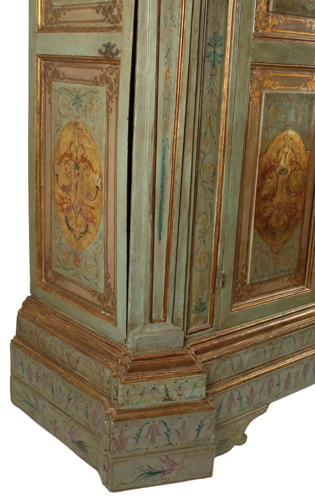 Peint 20th C. Antique Continental, Parcel Gilt, Paint Decorated,  Wardrobe, Armoire! en vente