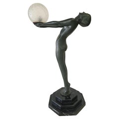 Lámpara Escultura Desnudo de Pie Clarte Lumina Estilo Art Decó del S. XX 33,5