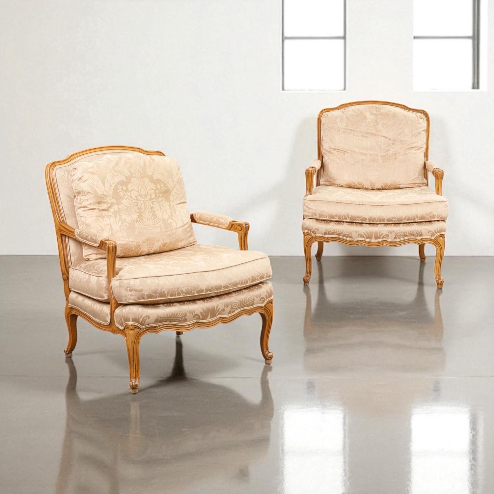 Américain 20e siècle. Meubles Baker Chaises bergères françaises de style Louis XV - Paire en vente