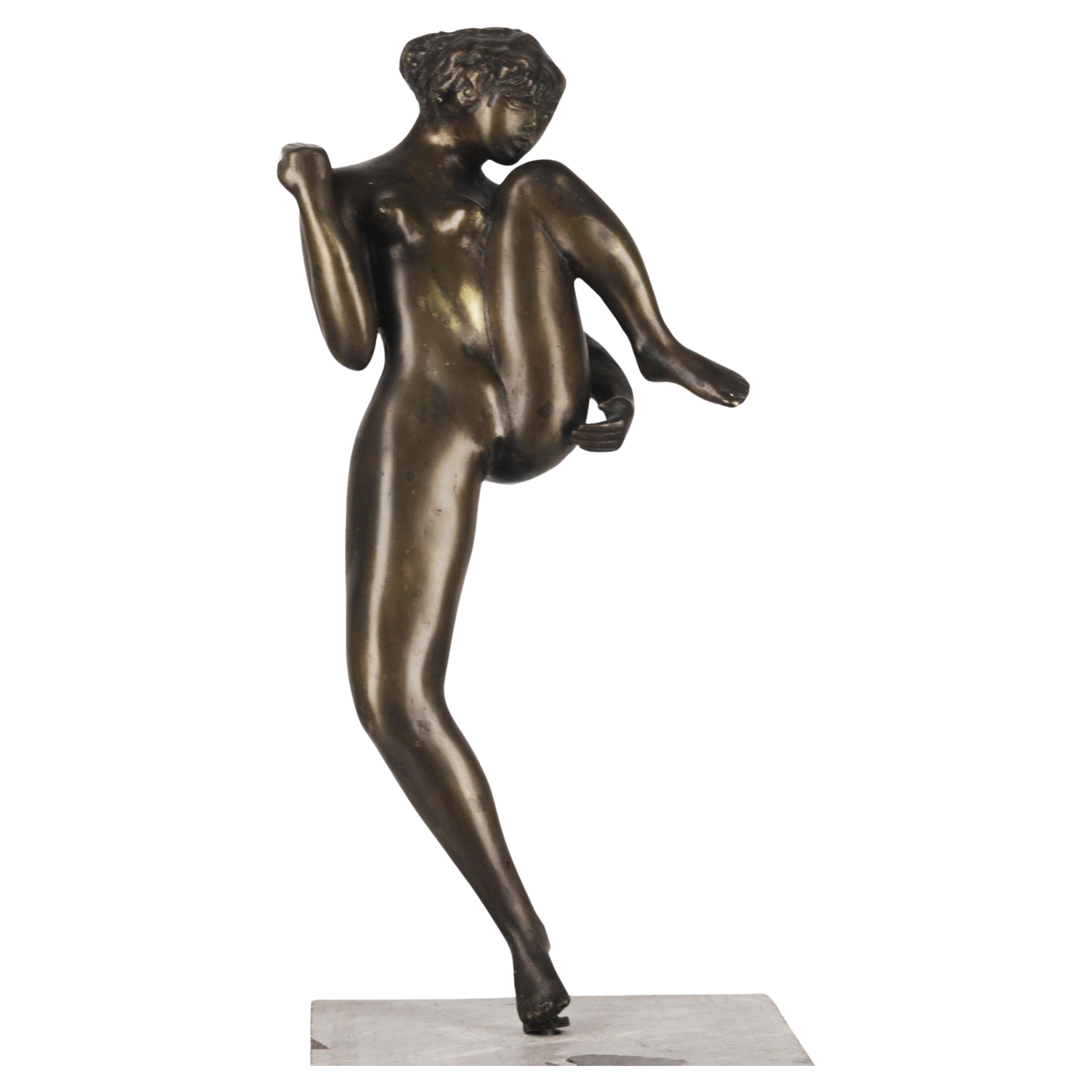 20th C. Bronze Sculpture of a Nude Woman by Argentine Sculptor J. Mariano Pagés For Sale