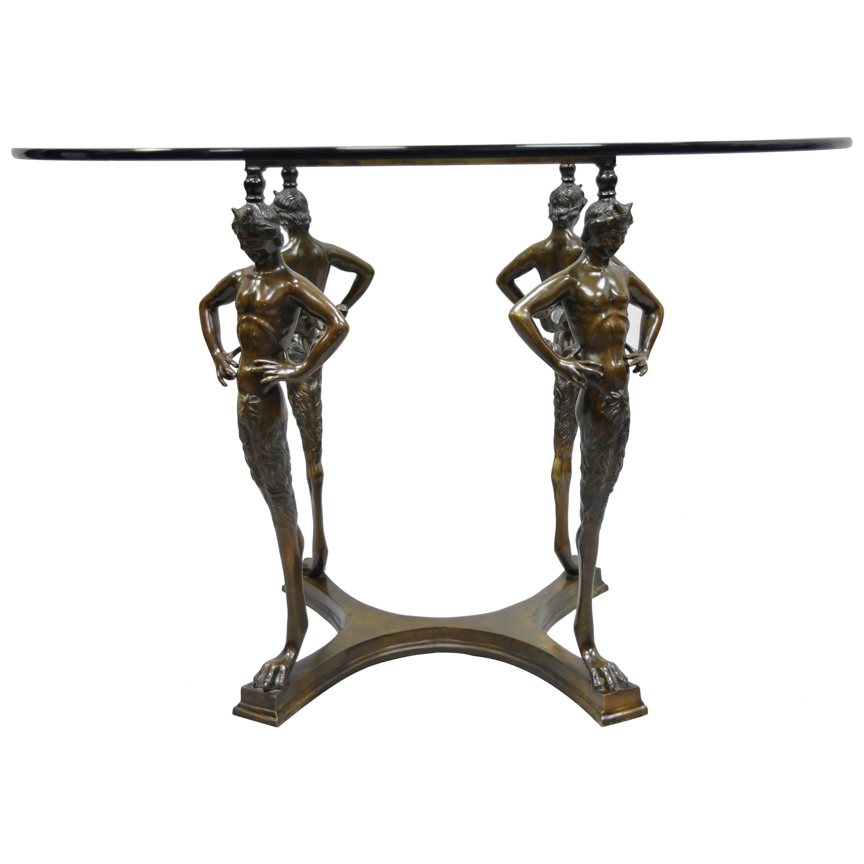 A.I.C. The Pedestal Base Glass Top Dining Center Table en bronze moulé avec figure de satyre.