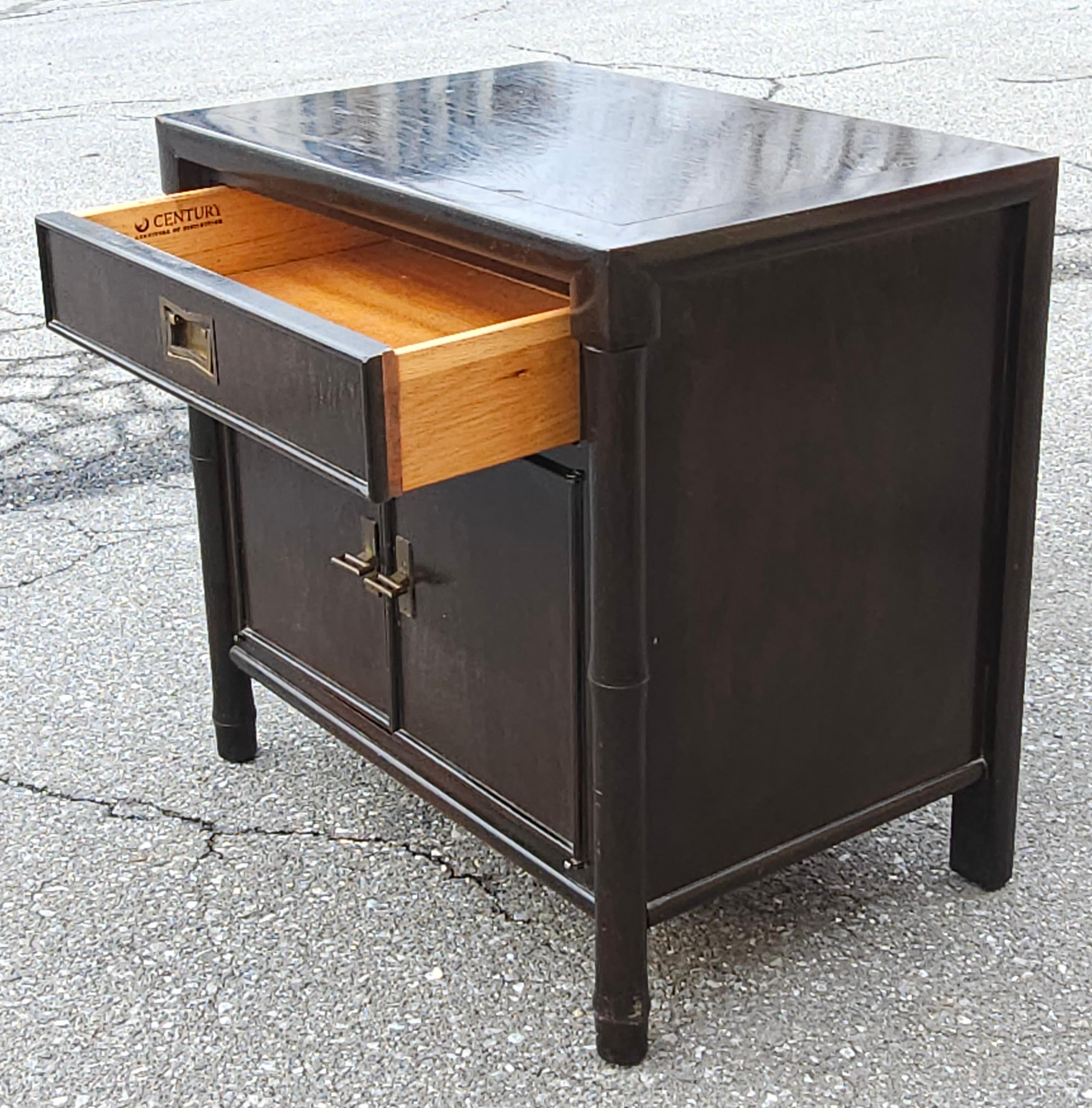 Chinese Export 20th C. Century Furniture Chin Hua Collection Ebonized Mahogany Bedside Table  For Sale