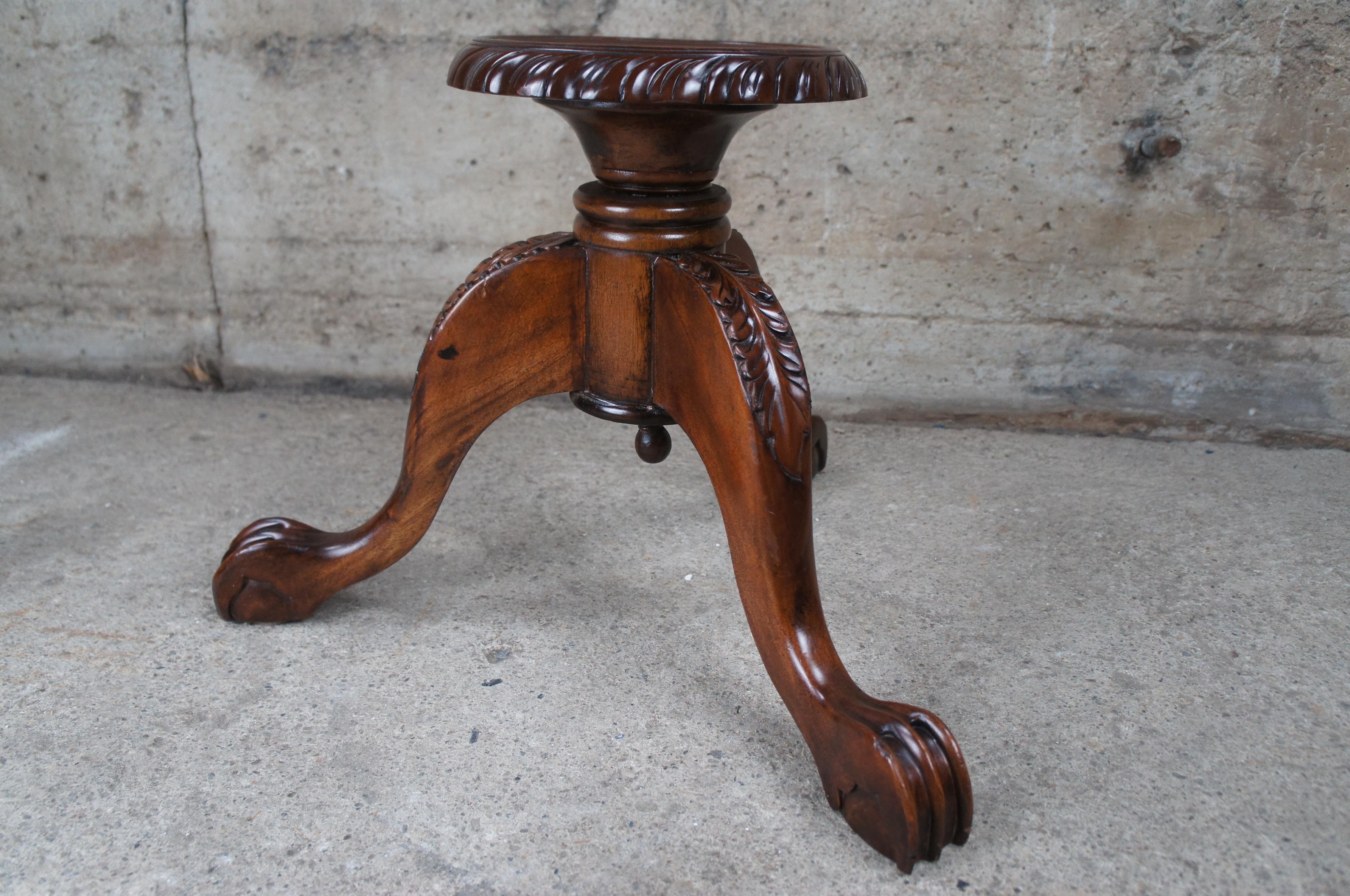 20th C Chippendale Georgian Style Carved Mahogany Plant Stand Sculpture Pedestal For Sale 6