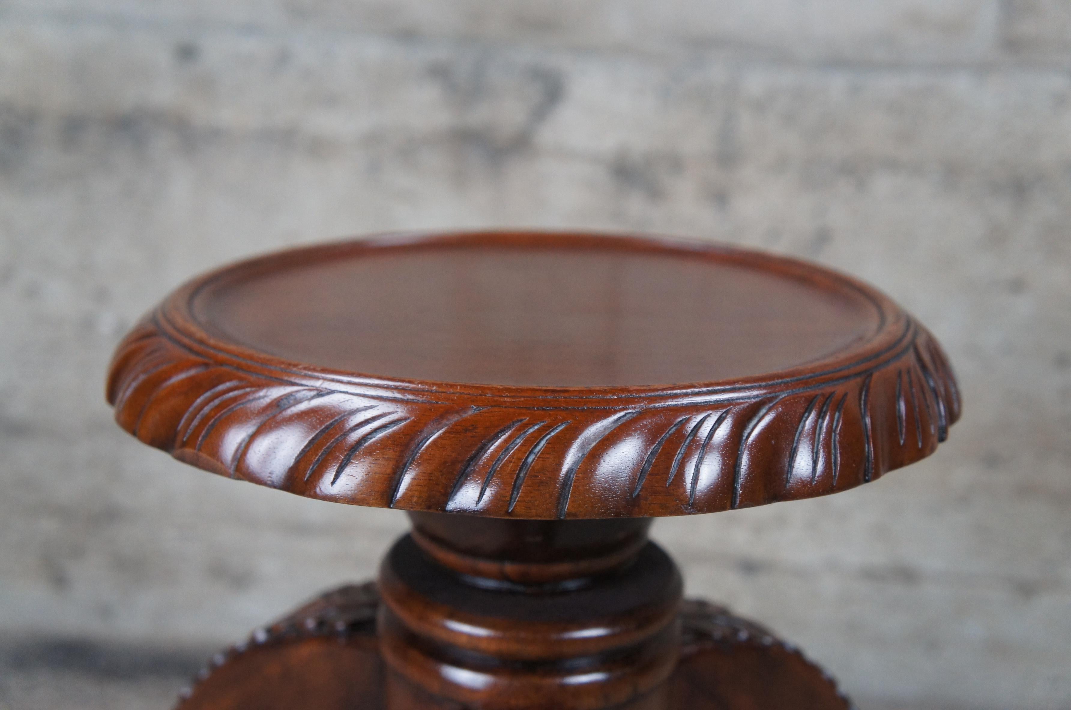 20th Century 20th C Chippendale Georgian Style Carved Mahogany Plant Stand Sculpture Pedestal For Sale