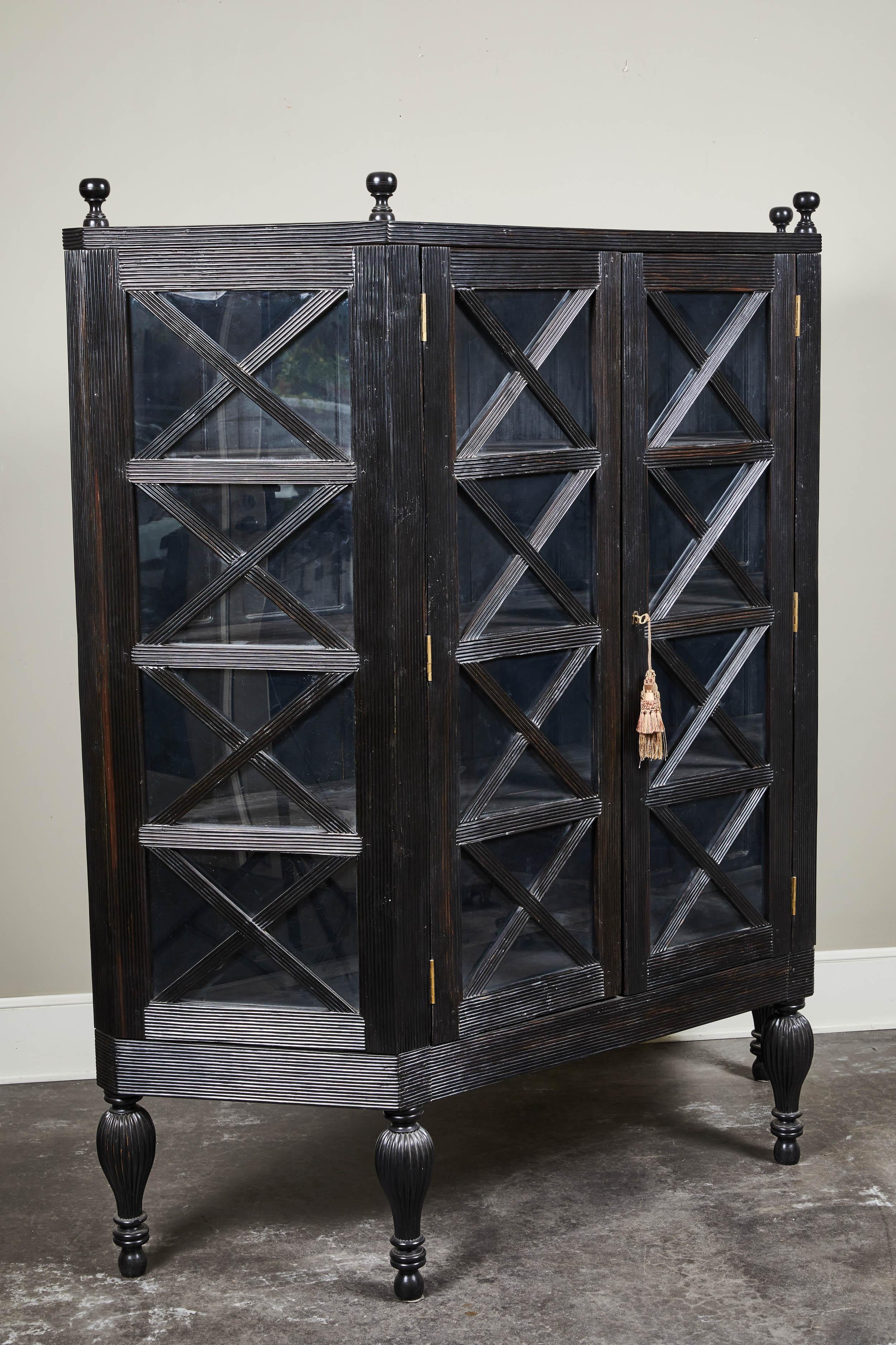 20th Century Ebony British Colonial Two-Door Display Cabinet In Good Condition For Sale In Pasadena, CA