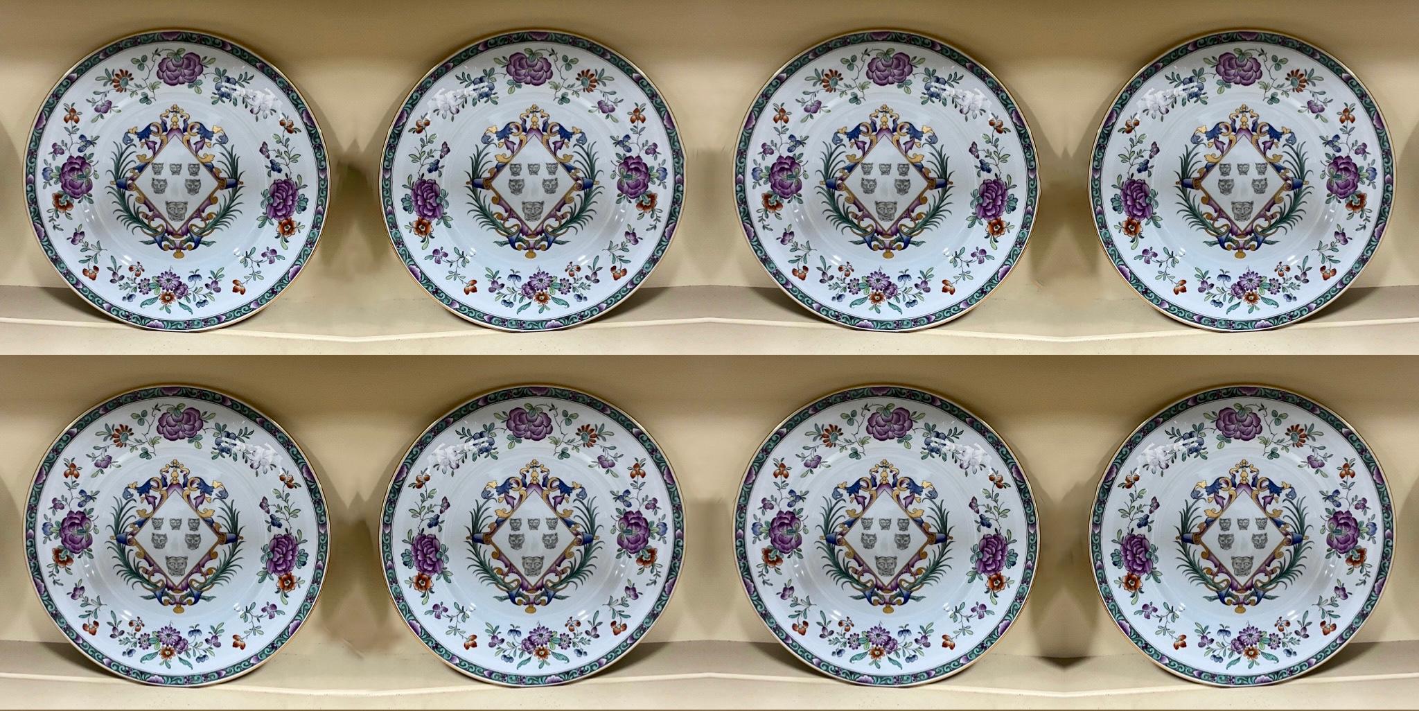 20th-C. English Copeland Spode for Tiffany & Co. Armorial Plates, S/8 In Good Condition For Sale In Kennesaw, GA